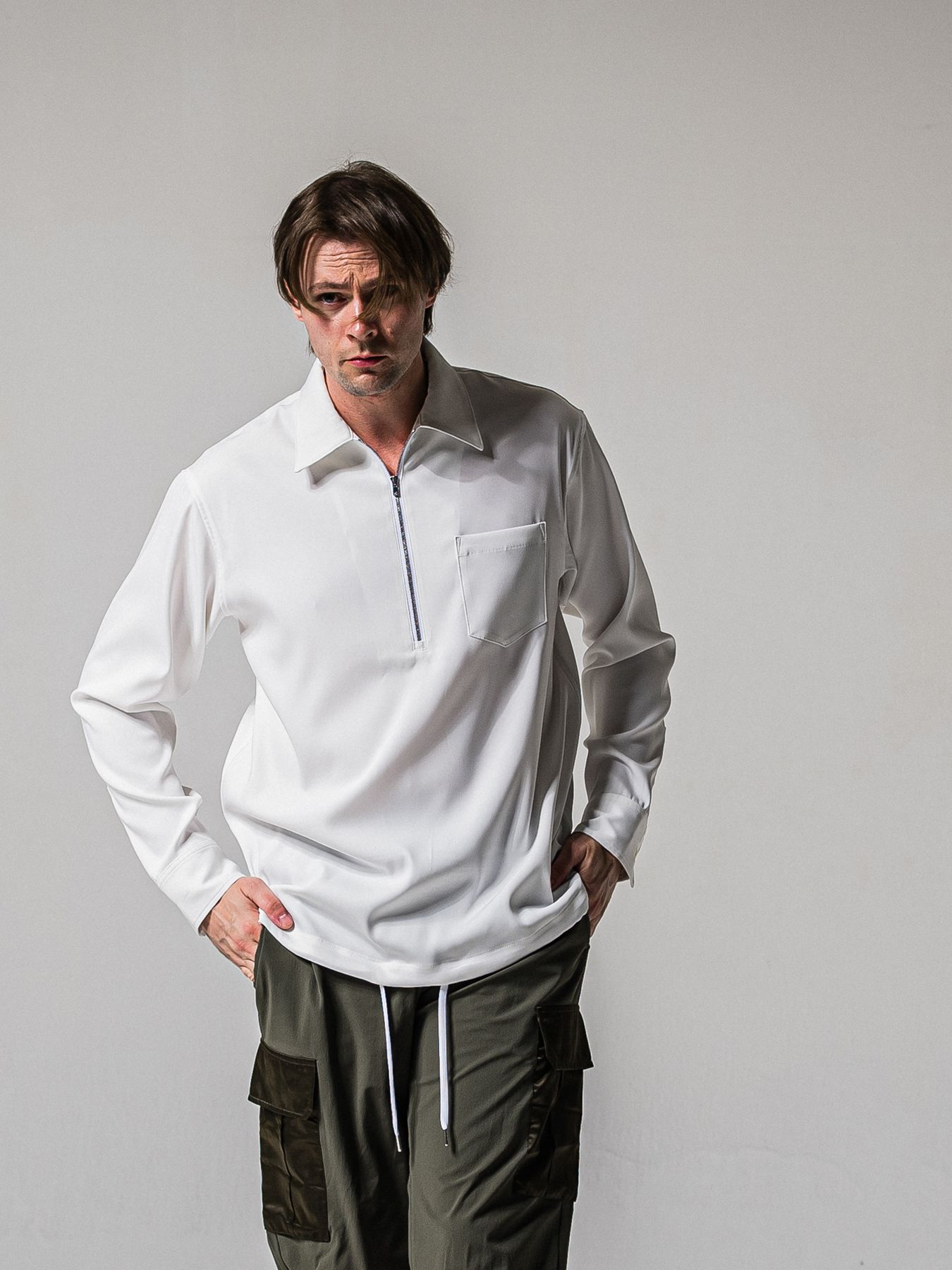 【予約品 11月16日(日) 締切】PULL OVER SATIN SHIRT / ジッププルオーバー サテンシャツ / ホワイト