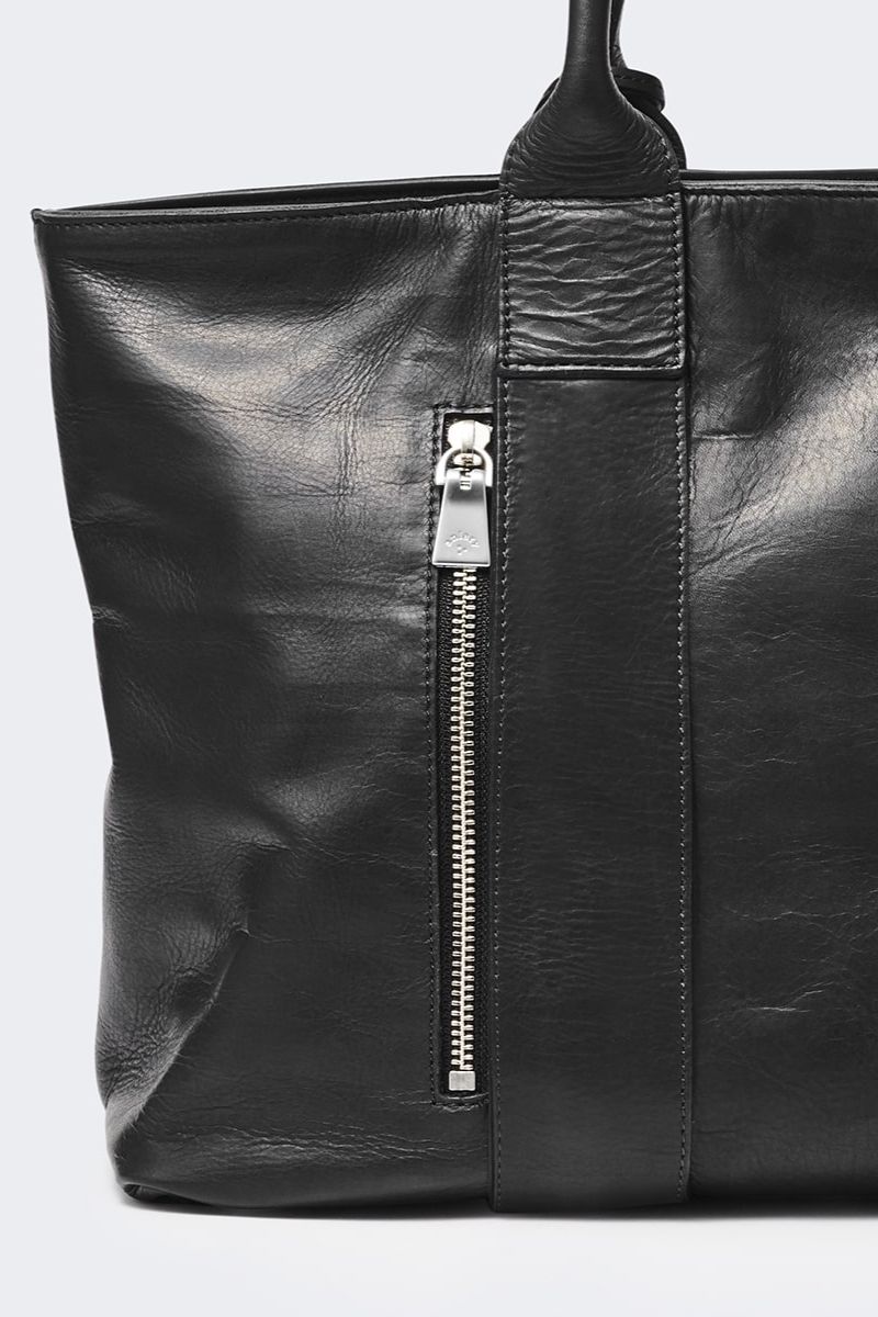 トート Reality Leather / Black 【aniary】