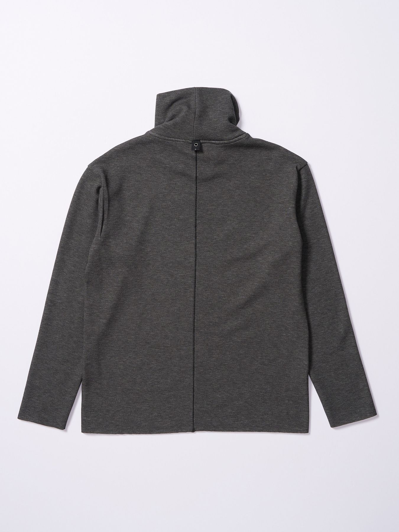 【予約品 4月19日(日) 18時締切】back boa cut-off highneck / バックボア カットオフ ハイネック/ チャコール