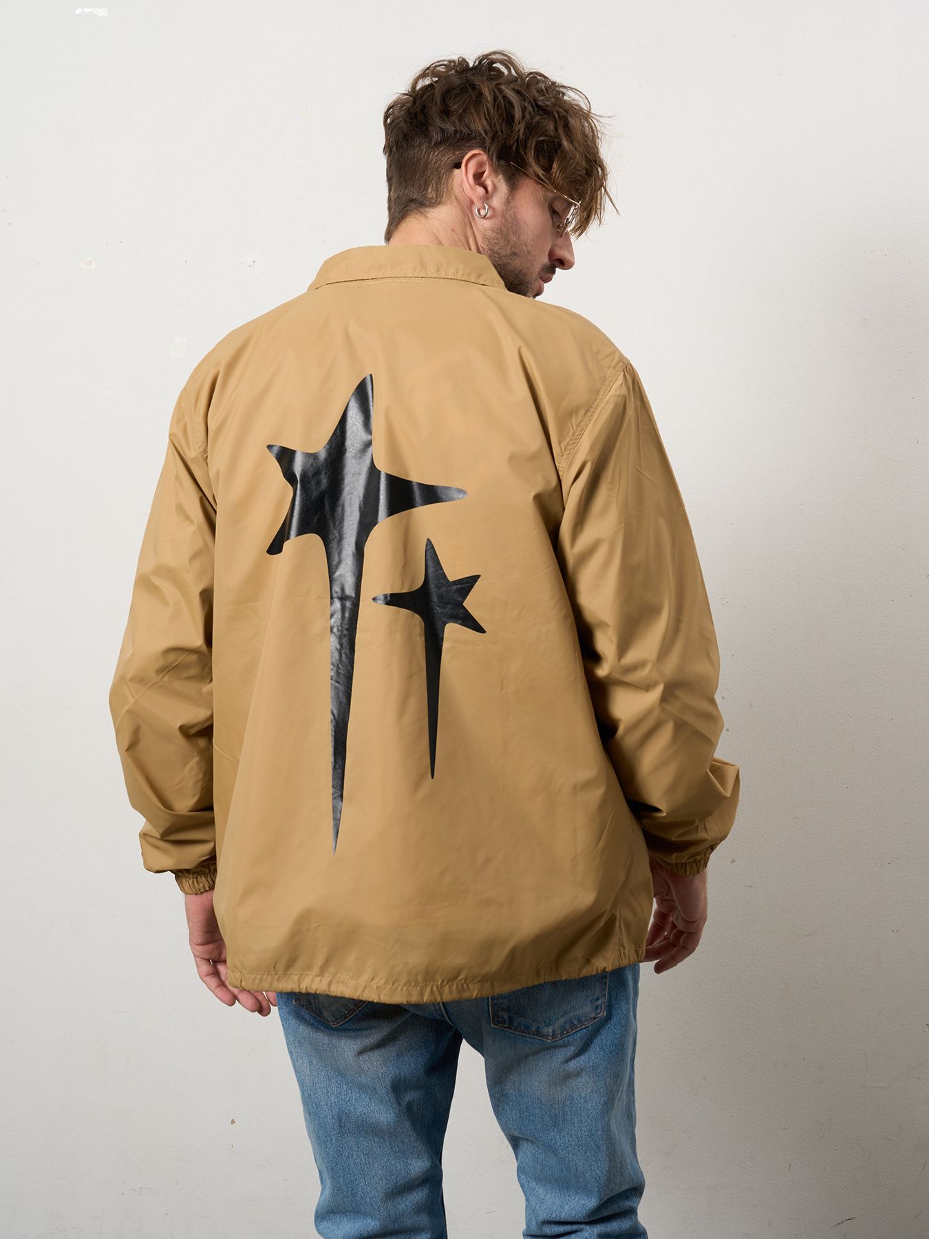 【予約品 10月16日(木) 締切】STYLE STYLE ドリップスタークロスパッチ ナイロン コーチジャ オーセンティックパイル ウェービーロゴ スマイル ケット / カーキ