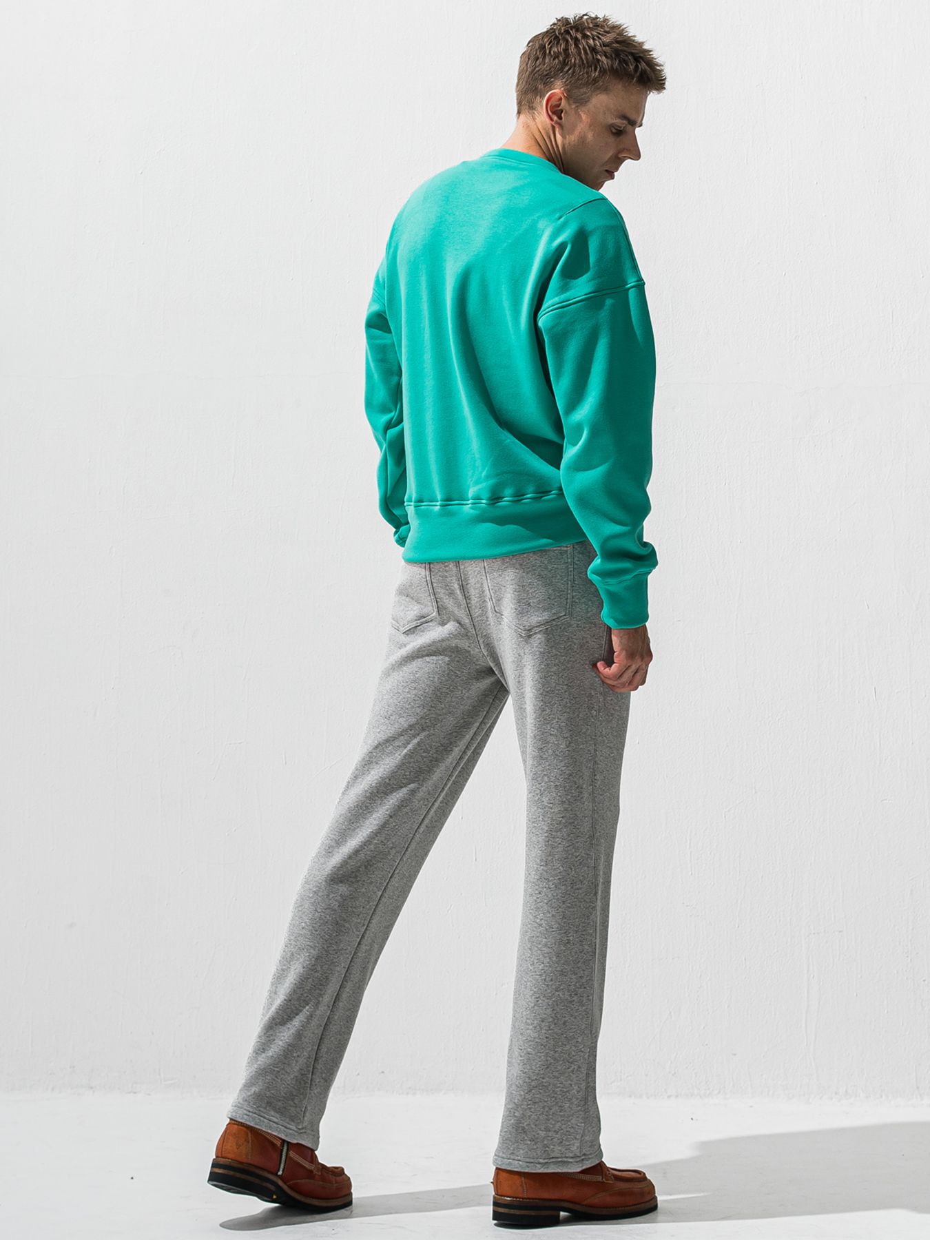 【予約品 9月6日(日) 締切】RC VELOURS FLEECE DROP TRAINER / RCレザーワッペン 裏起毛 ルーズトレーナー / ブルーグリーン