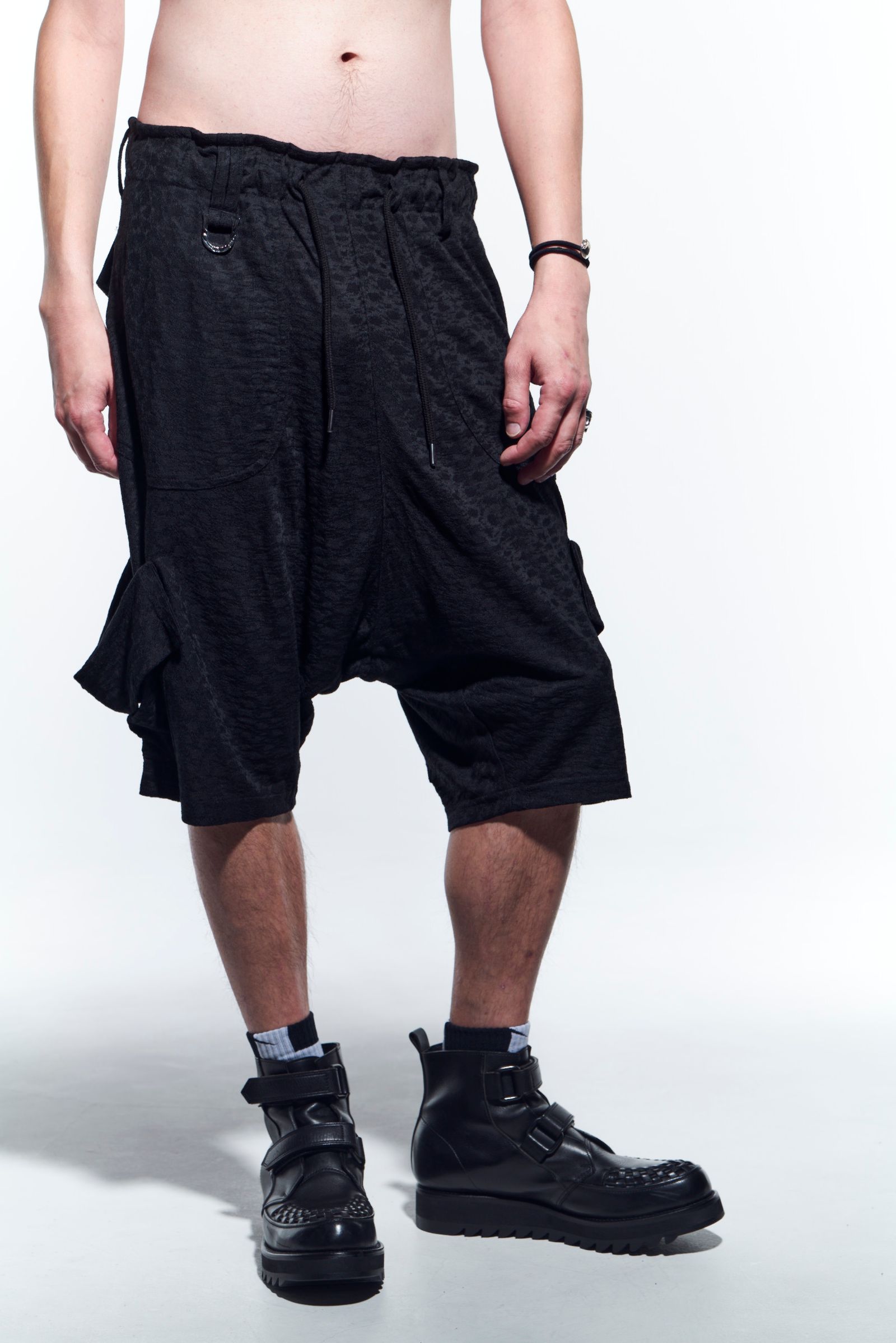 《予約品》 OutPocketSaruelShortPants サルエルパンツ LeopardJQD / Black 【kiryuyrik】 4月入荷予定