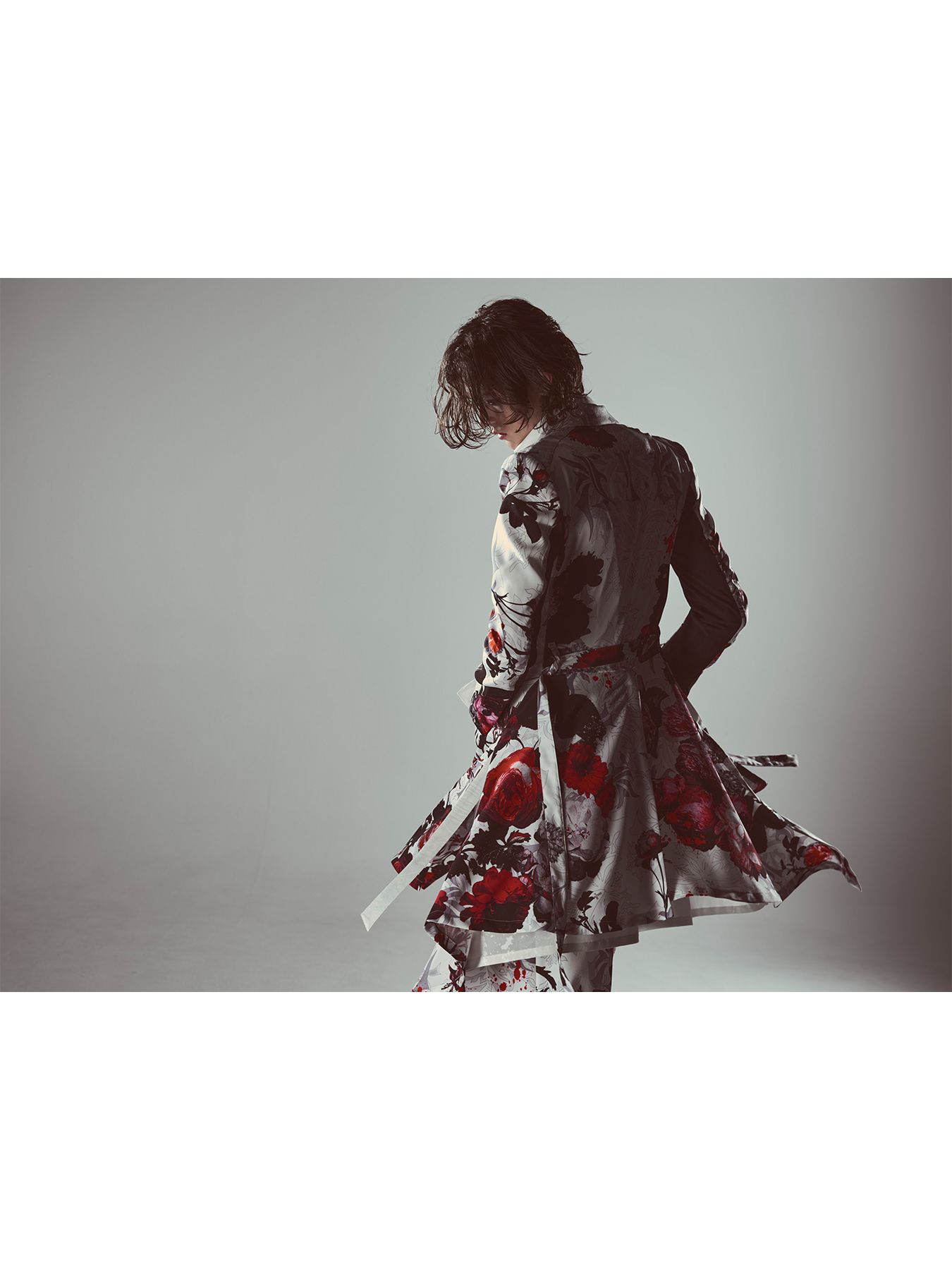 【予約品 6月29日(月) 締切】Goth Flora Suede Satin Flare Jacket / フレアジャケット / ホワイト