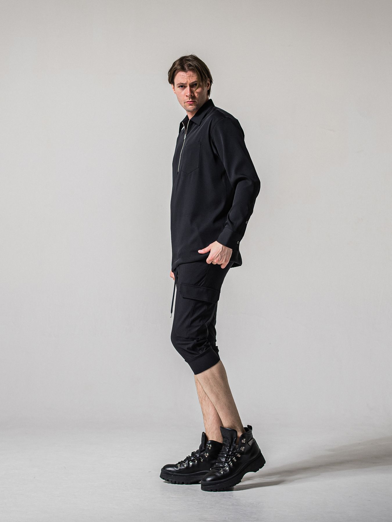 【予約品 11月16日(日) 締切】PULL OVER SATIN SHIRT / ジッププルオーバー サテンシャツ / ブラック