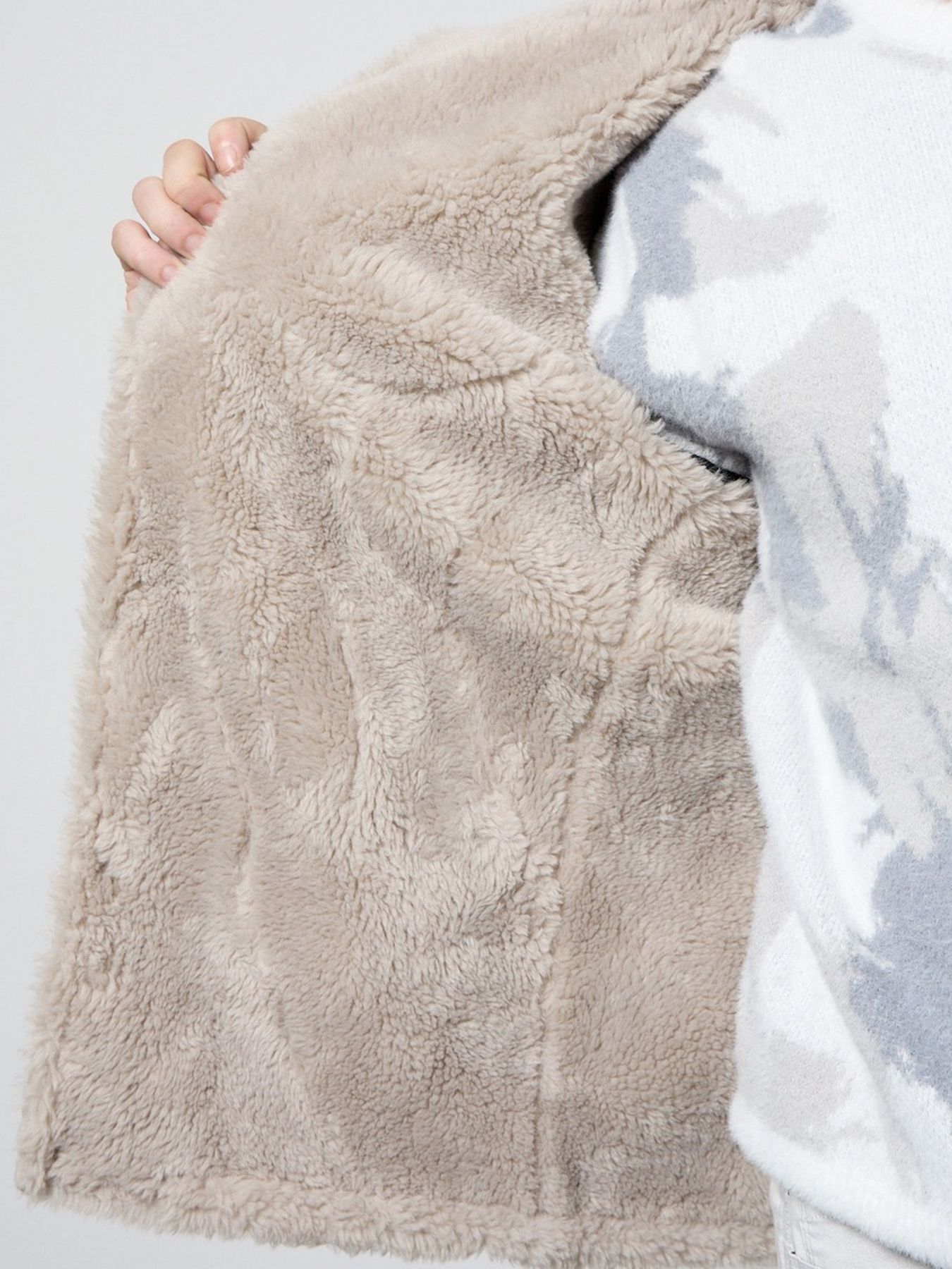 裏ボアムートン風スタンドブルゾン / ブラウン【HIDEAWAYS】