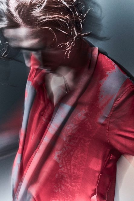 《予約品》 LogoShadowButterflyGC StoalFlareShirt / レッド＆グレー 【kiryuyrik】 2023年3月以降入荷予定