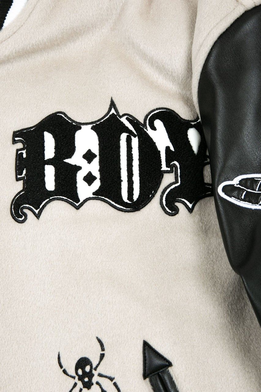 EMBROIDERY PATCH STADIUM JACKET  / グレー 【BOY LONDON】