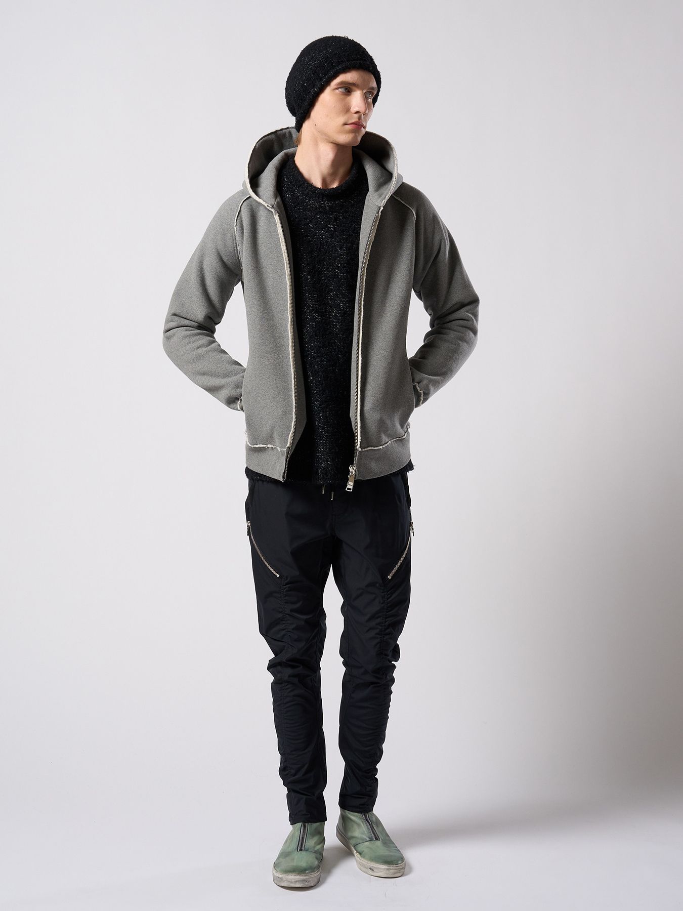 【予約品 4月19日(日) 18時締切】fancy yarn roll beanie / バルーン型ニットキャップ / ブラック