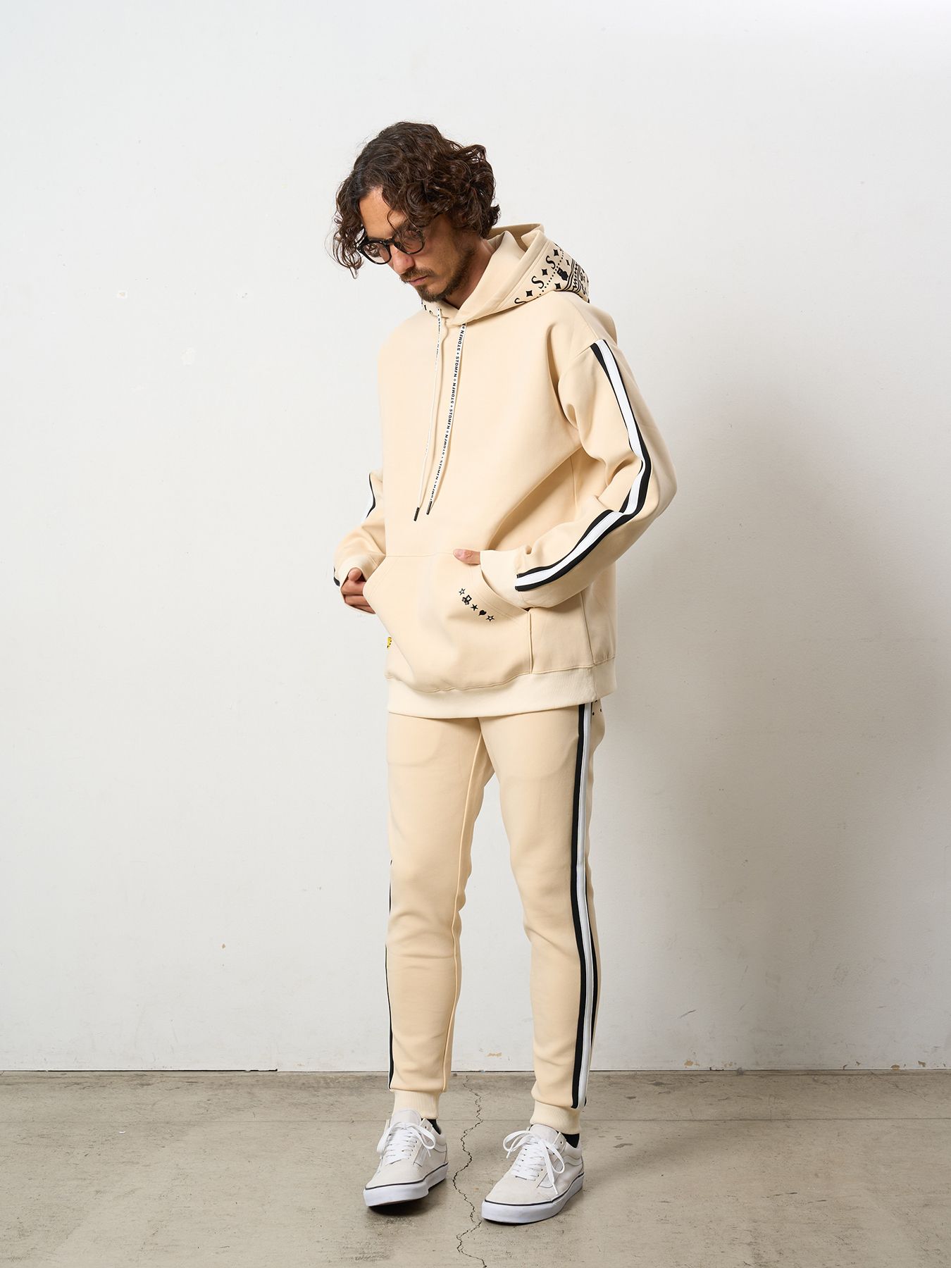 【予約品 5月8日(木) AM10時 締切】 T-Rストレッチポンチ スターノルディックフロッキー ラインリブパンツ / オフホワイト