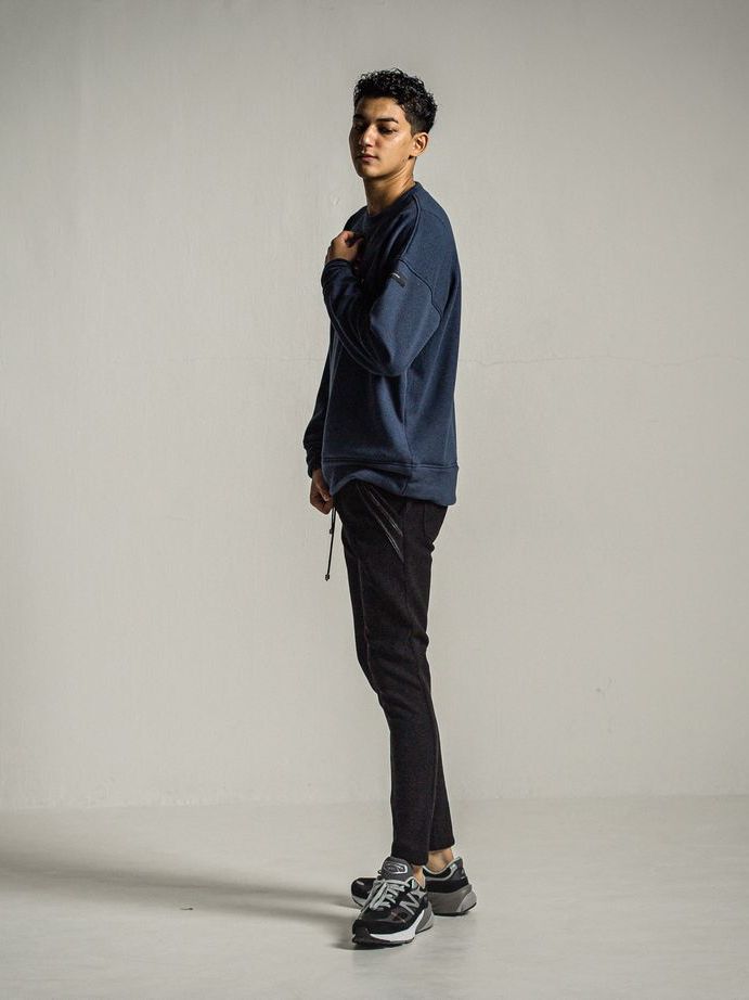 《予約9月1日18時締め》 handwriting rogo  velours fleece drop trainer  / ルーズトレーナー / ネイビー