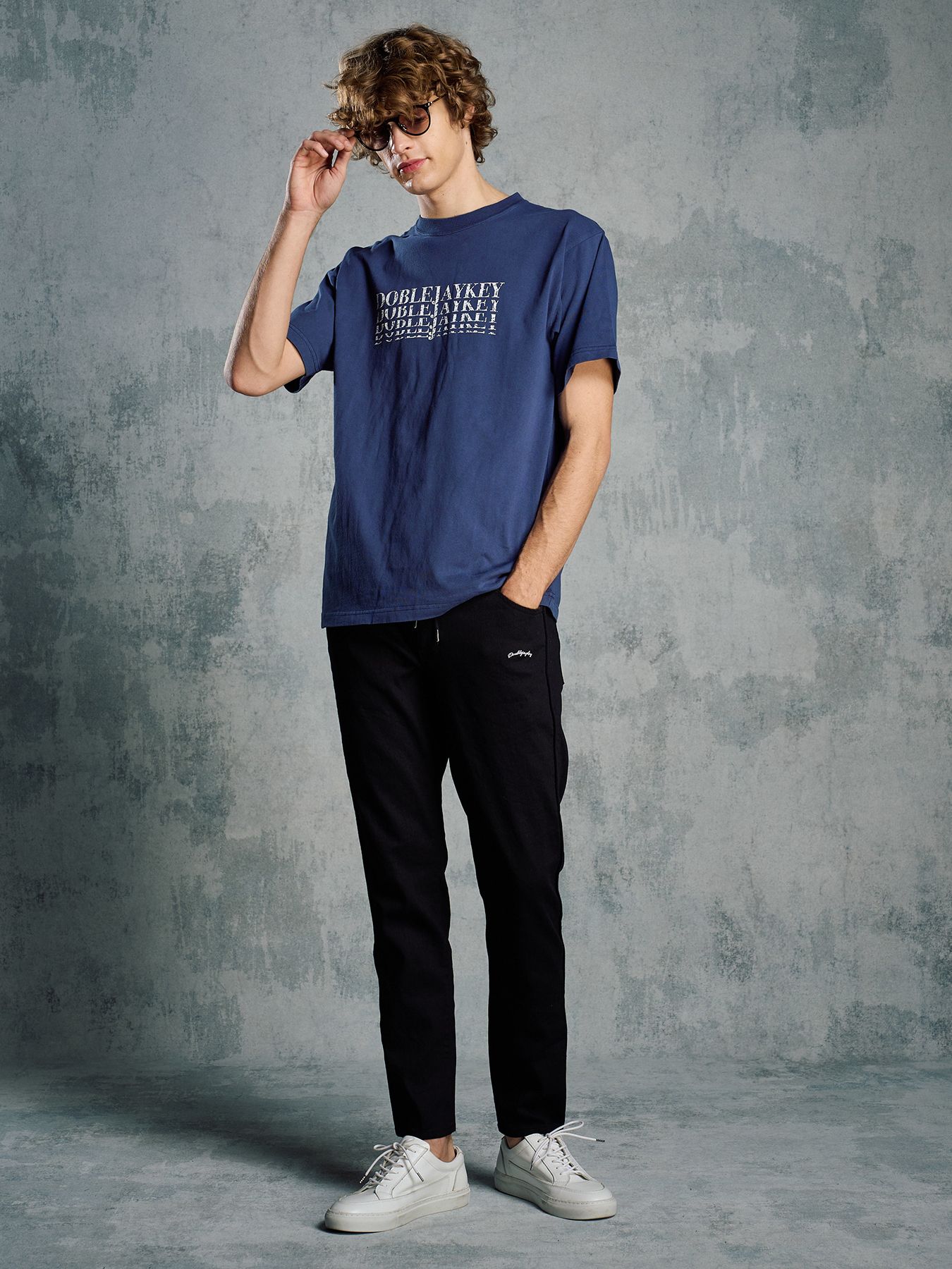 【予約品 1月25日(日) 締切】graphic-T collection：DOBLEJAYKEY T / ダブルジェイケー Tシャツ / ネイビー