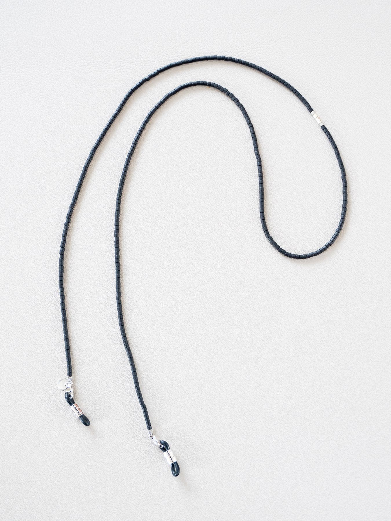 《予約品》 BEADS GLASS CORD&NECKLACE / グラスコード&ネックレス / ブラック 【Iroquois.SENTI】