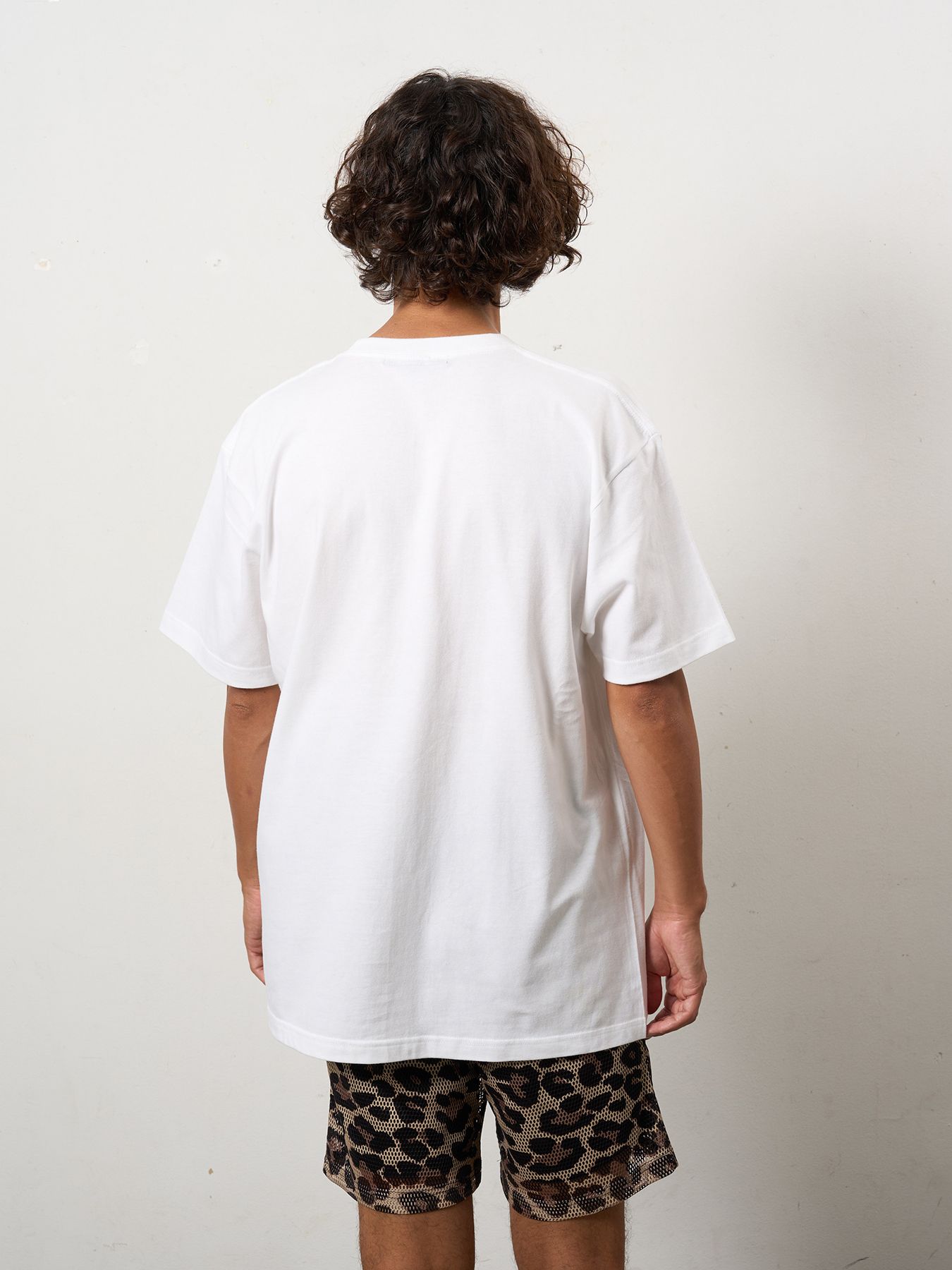 【予約品 10月16日(木) 締切】5.6ozコットン天竺 ターゲットベアフォームプリント SSシャツ / ホワイト