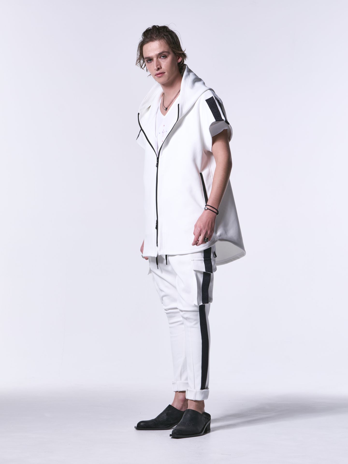 《予約品》 ShortSleevesHoodie / ショートスリーブパーカー / ホワイト