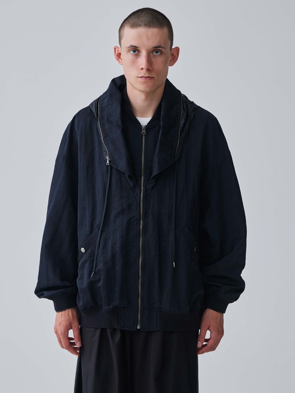 Iroquois - 《予約品.先着限り》 HOODED MA-1 / MA-1 / ブラック