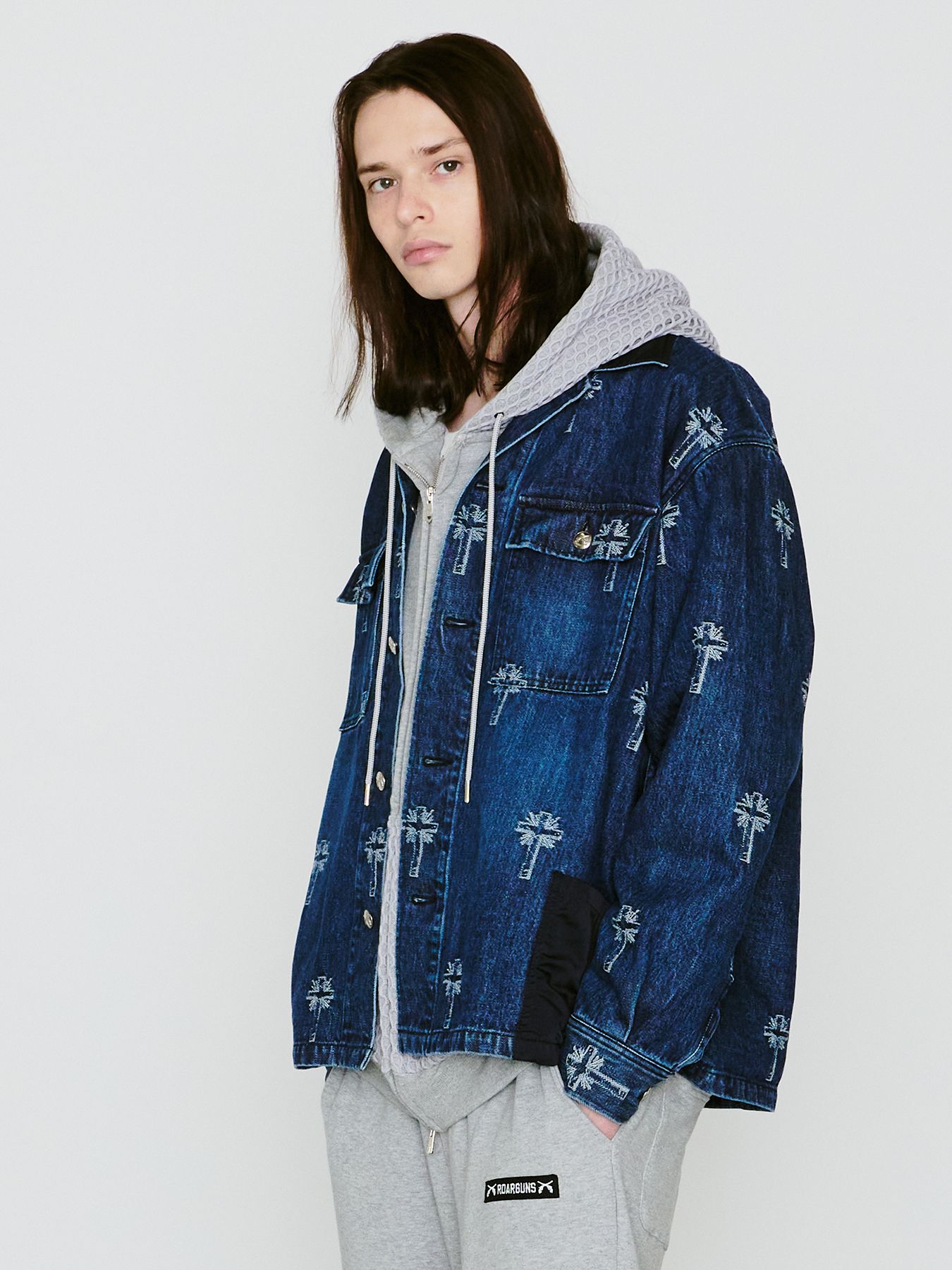 【予約品 8月10日(日) 締切 】ZARI WAPPEN HOODIE / ザリワッペン フーディー / ライトグレー