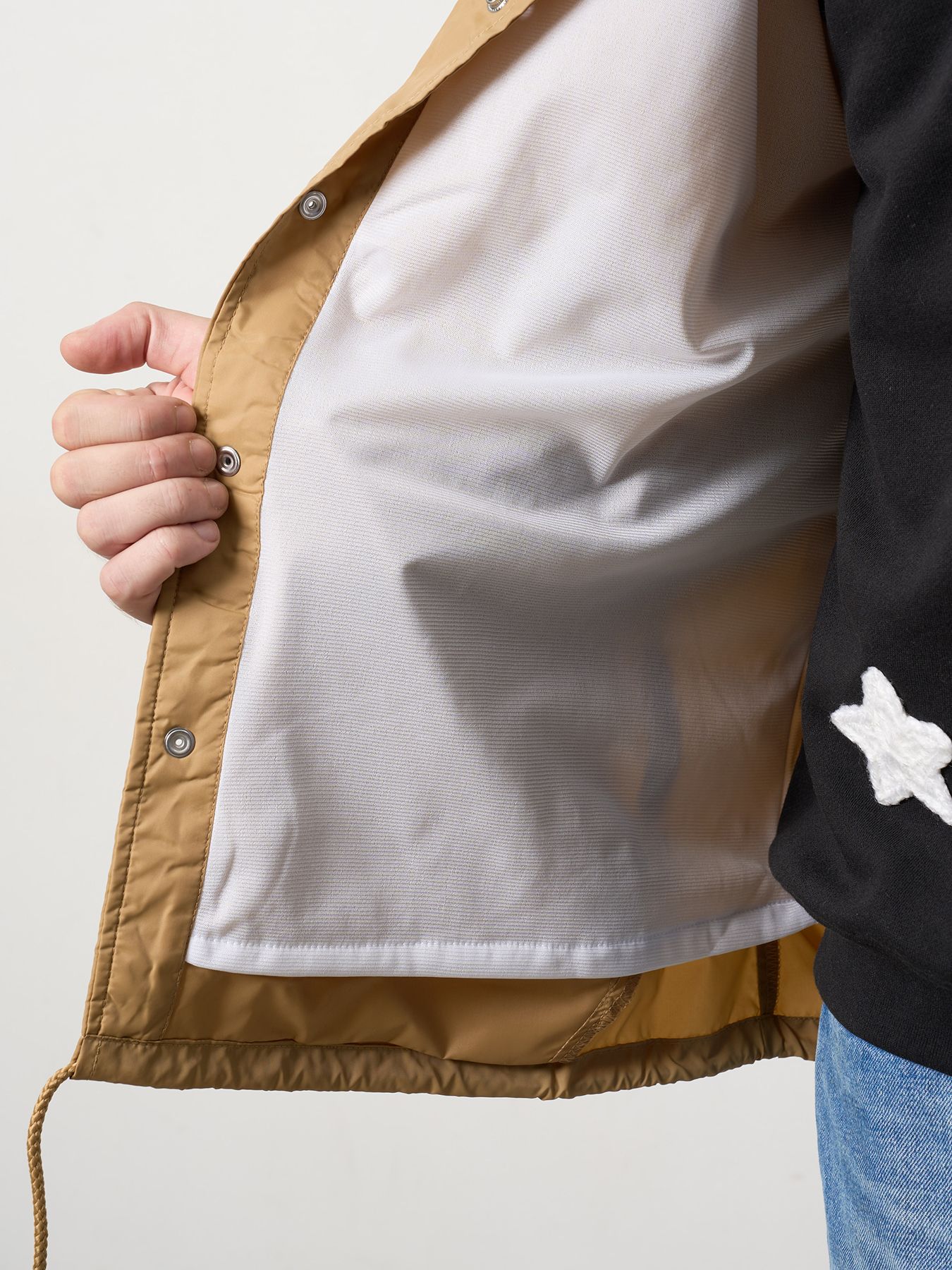 【予約品 10月16日(木) 締切】STYLE STYLE ドリップスタークロスパッチ ナイロン コーチジャ オーセンティックパイル ウェービーロゴ スマイル ケット / カーキ
