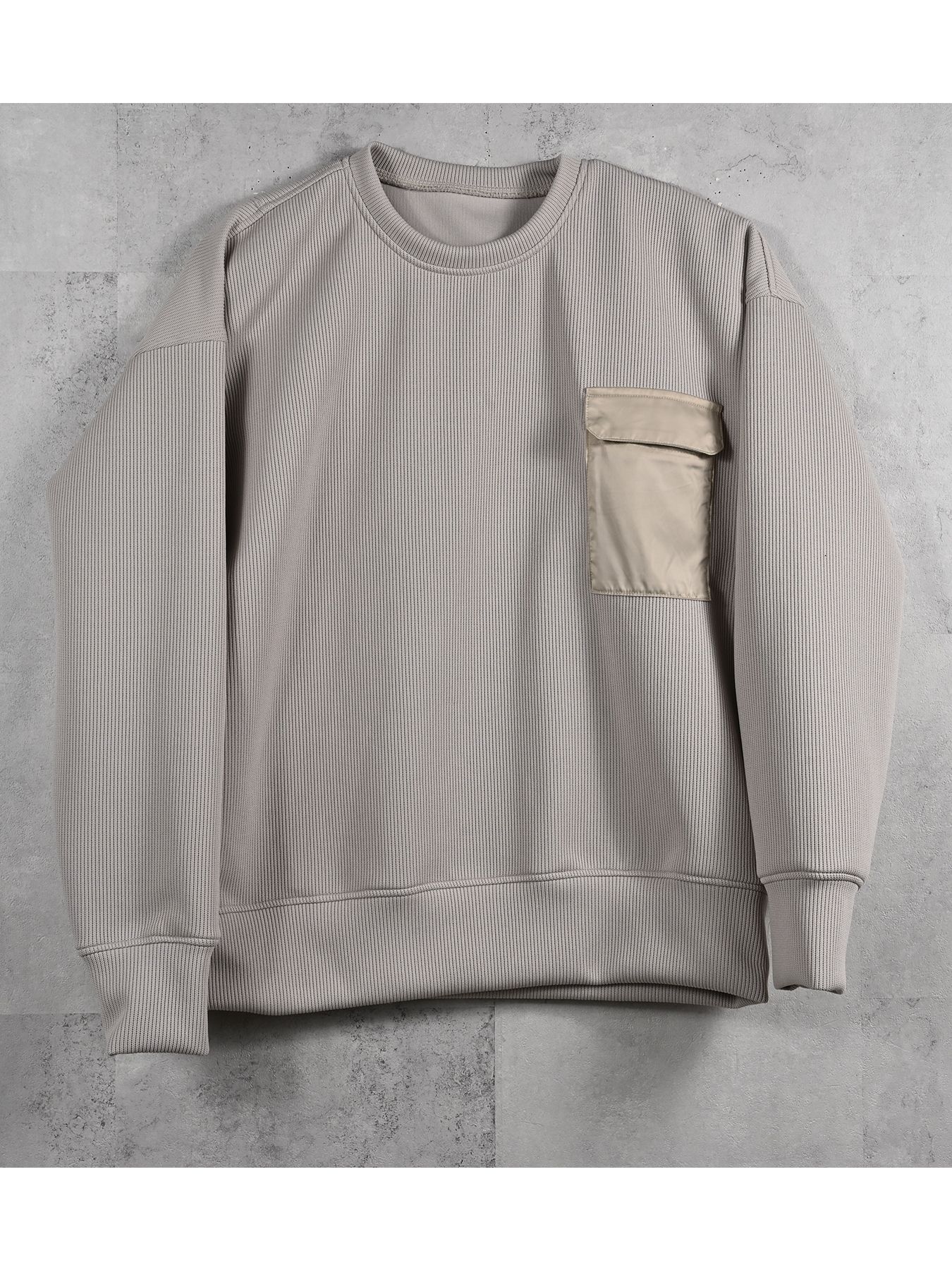 【予約品 11月16日(日) 締切】AZE MILITARY DROP TRAINER / 畔編みニット トレーナー / グレージュ