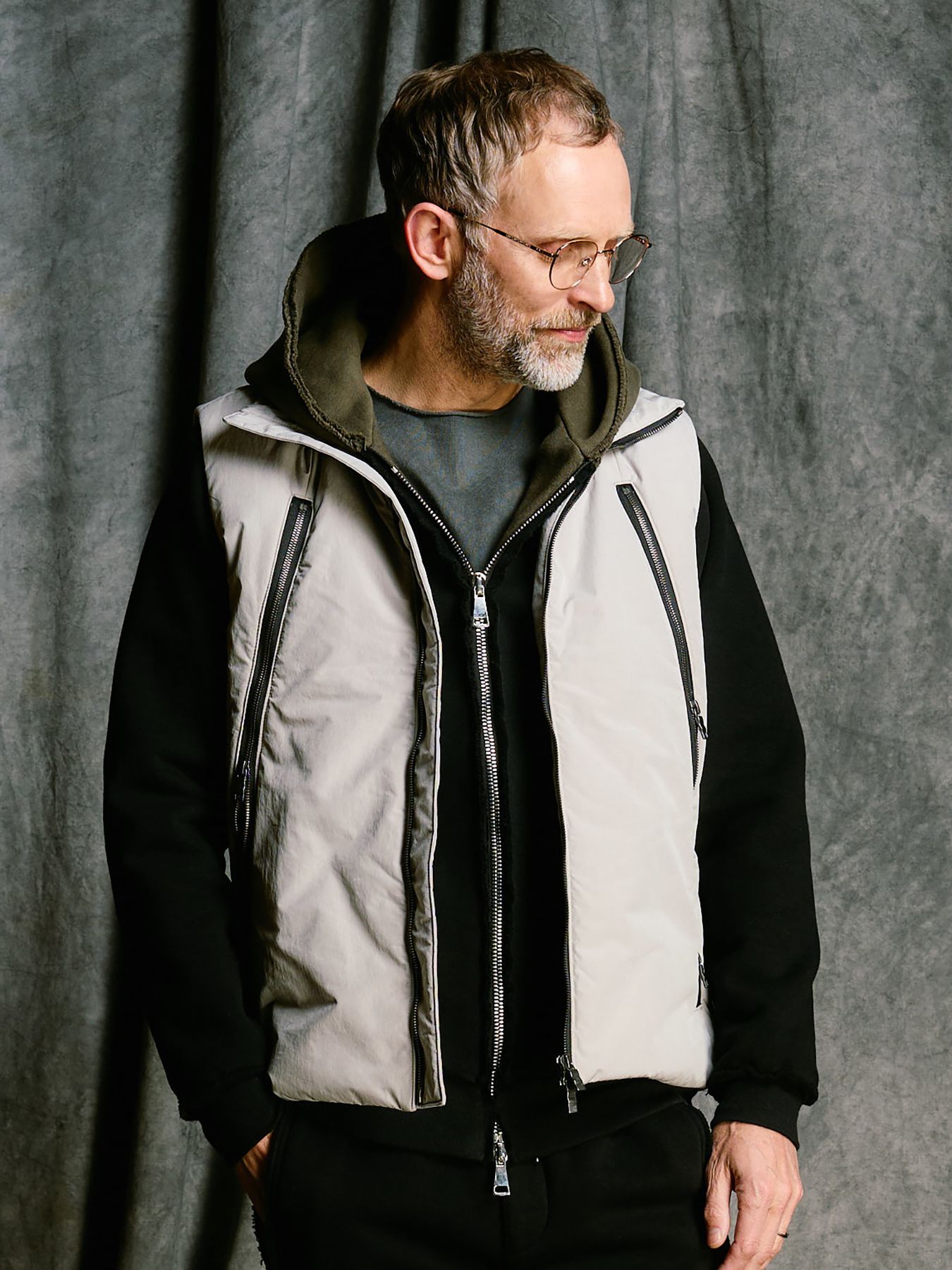 【予約品 4月19日(日) 18時締切】solid zip vest / ソリッド ジップベスト / フェードグレー