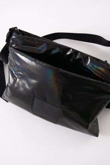 PADDING NYLON BAG ショルダーバッグ / BLACK 【BOY LONDON】
