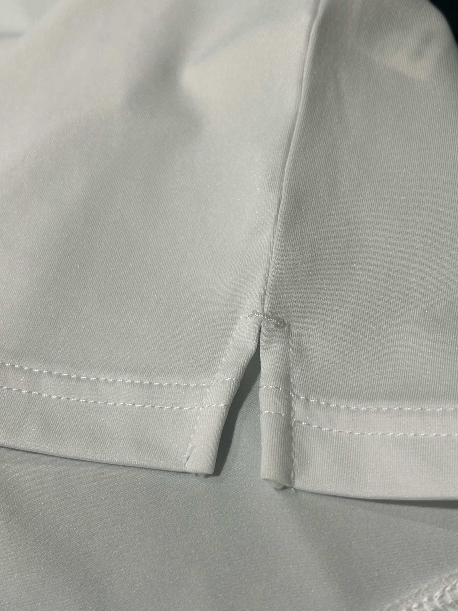 ITALIAN EMBLEM モックネック ホワイト【SY32 by SWEET YEARS GOLF】