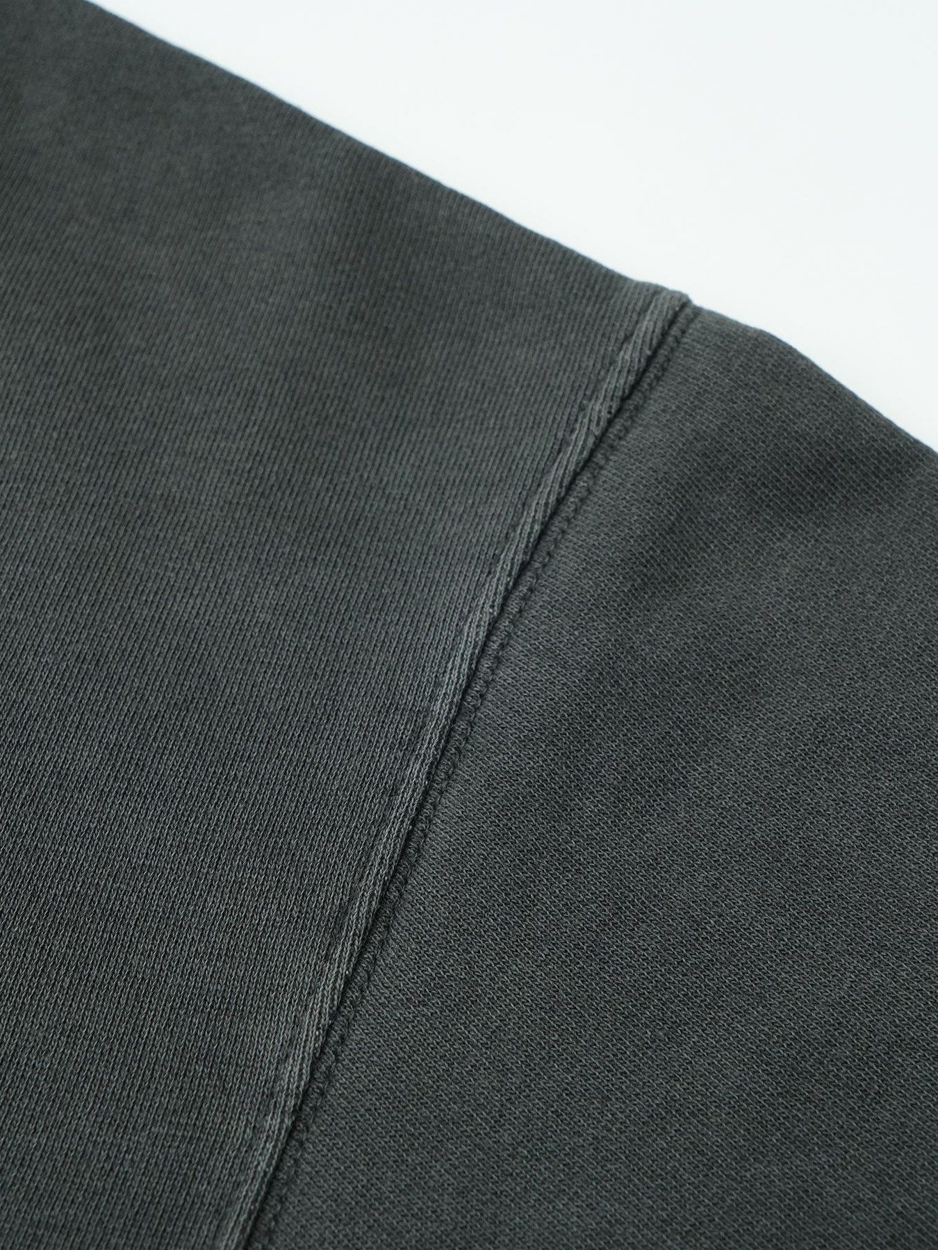 《予約品》 SOFTAGED L/S / スウェットシャツ / チャコール