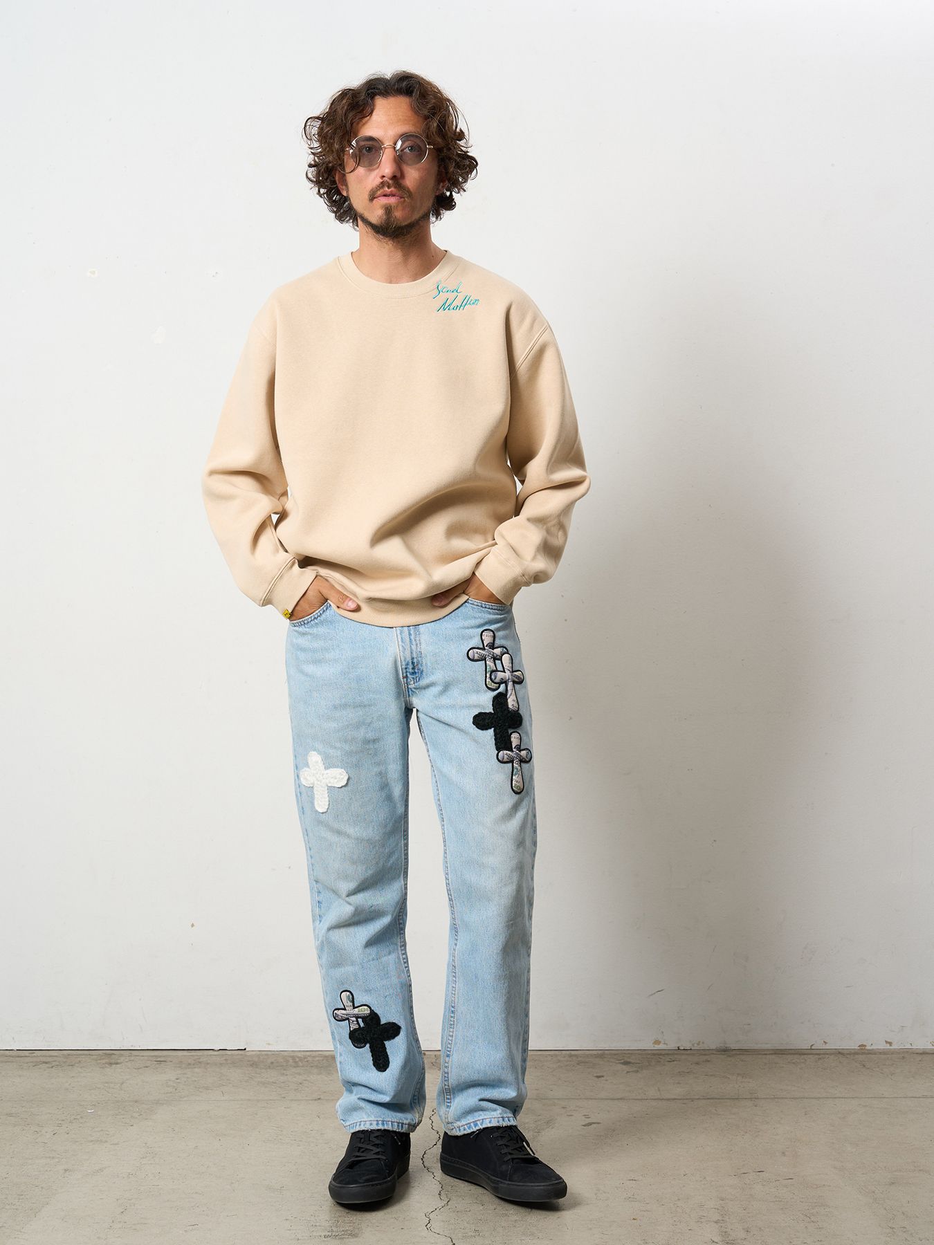 【予約品 5月8日(木) AM10時 締切】 TC裏毛起毛 スターグラムハート発泡プリント ロゴ刺繍 スウェットシャツ / ベージュ