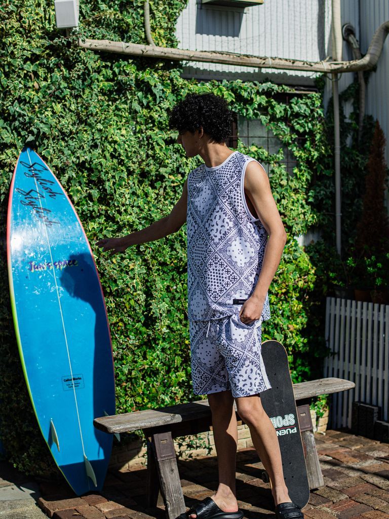 《予約品3月3日18：00締め》 RUSH OVER NO SLEEVE / ノースリーブ / バンダナホワイト