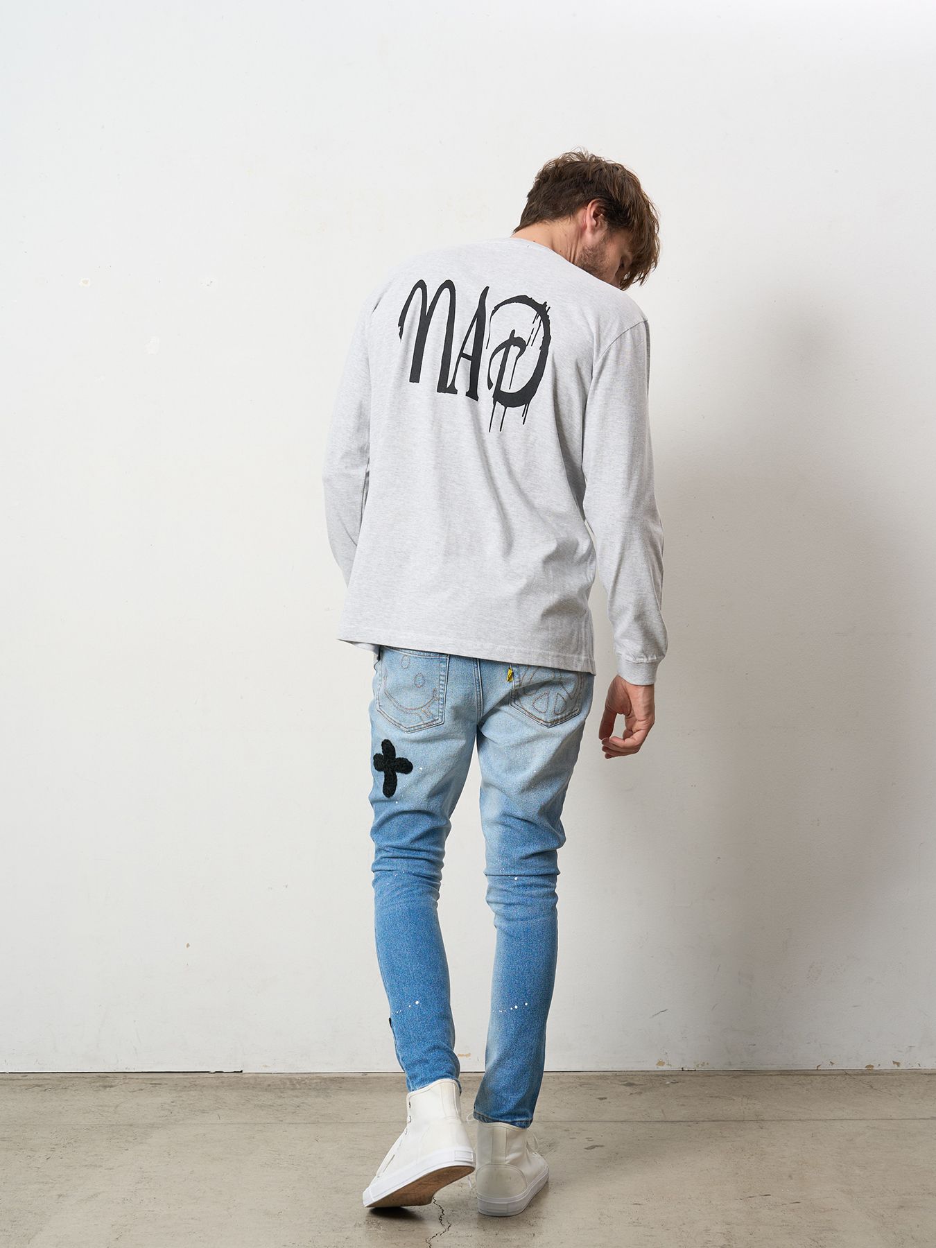 【予約品 5月8日(木) AM10時 締切】 5.6ozコットン天竺 80S QUEEN シークインLS Tシャツ / アッシュ