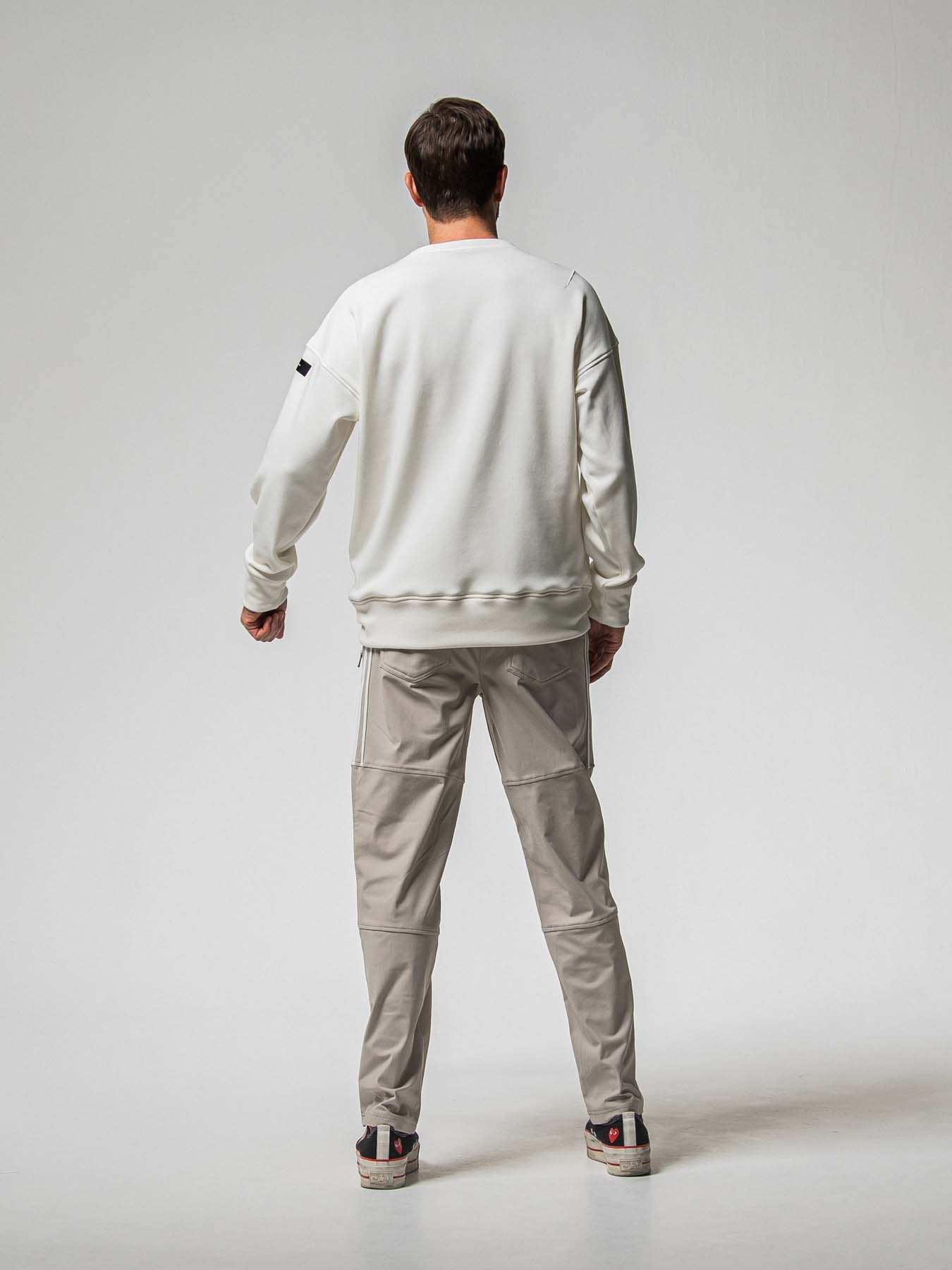 【予約品 8月31日(日) 締切】FRIDAY STANDARD LOGO VEROURS FLEECE TRAINER / FRIDAYコラボ スタンダードロゴ ベロアフリース トレーナー / ホワイト