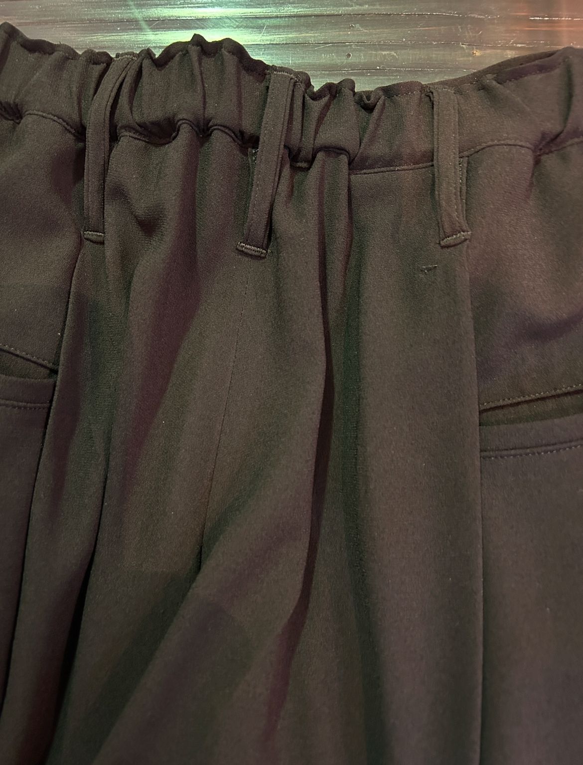 【予約品 1月4日(日) 締切】Sharring Wide Tuck Slacks / シャーリング ワイドタックスラックス / ブラック