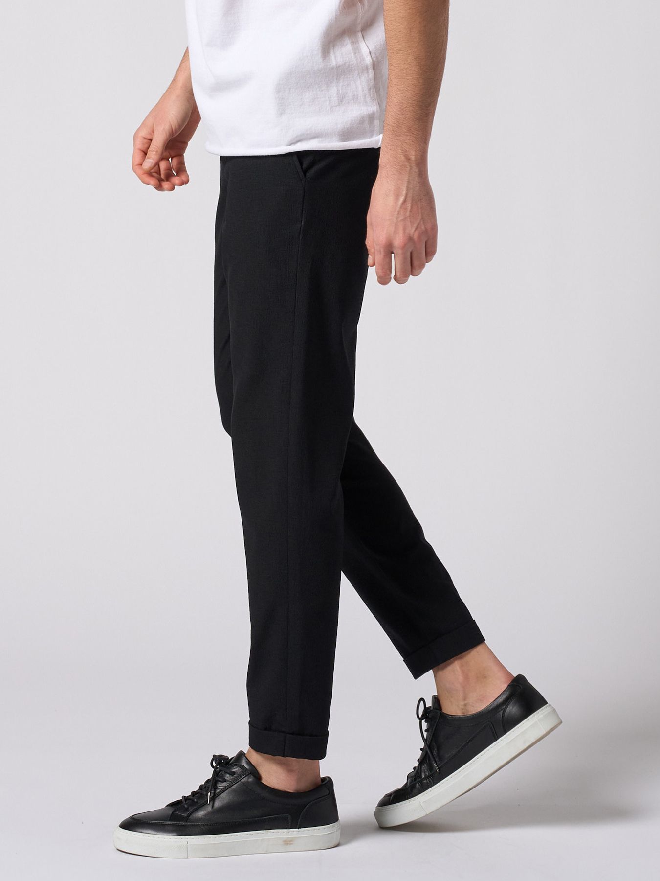 【予約品 1月25日(日) 締切】tuck slim slacks / タックスリムスラックス / ブラック