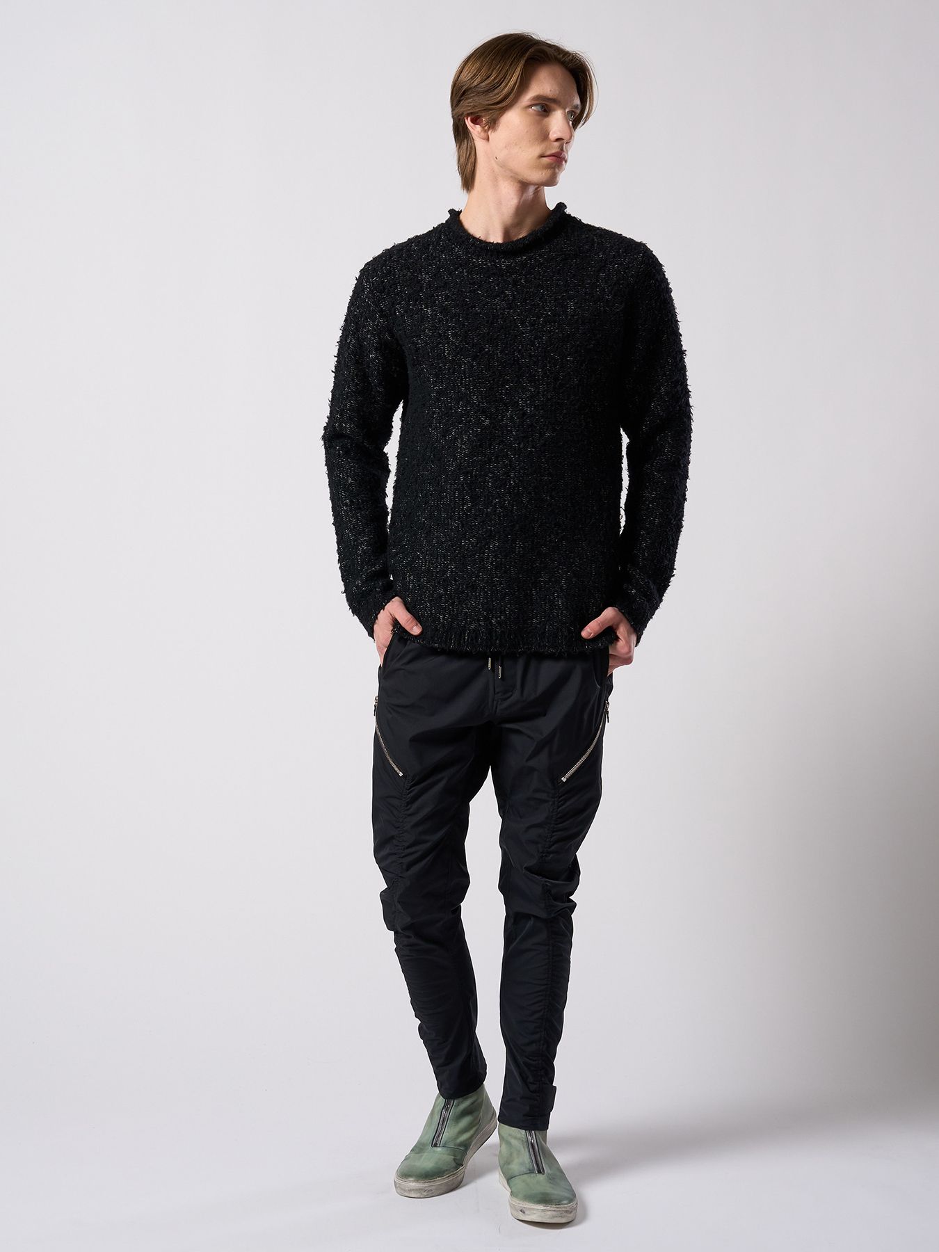 【予約品 4月19日(日) 18時締切】fancy yarn crew-neck knit / クルーネックニット / ブラック