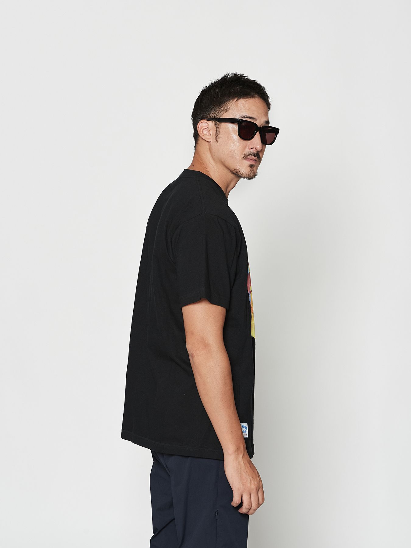 【予約品 10月9日(木) 締切】muta Heat Hibiscus Tee / Tシャツ / ブラック【Acanthus × muta MARINE】