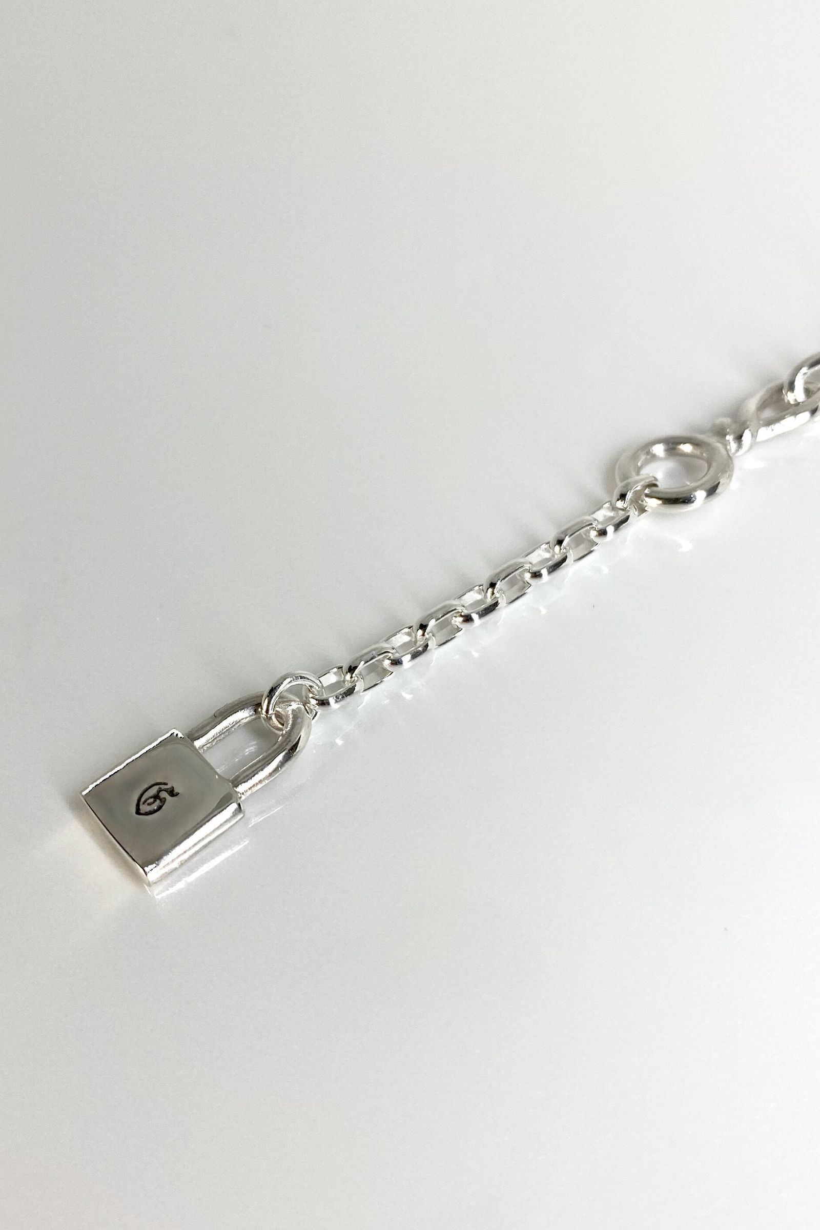 《受注生産》 TINY FEATHER CHAIN BRACELET ブレスレット / 注文から1~2週間後入荷予定