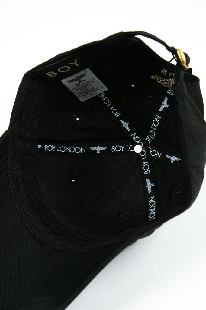 ボーイラインストーン キャップ / ブラックゴールド刺繡入り 【BOY LONDON】