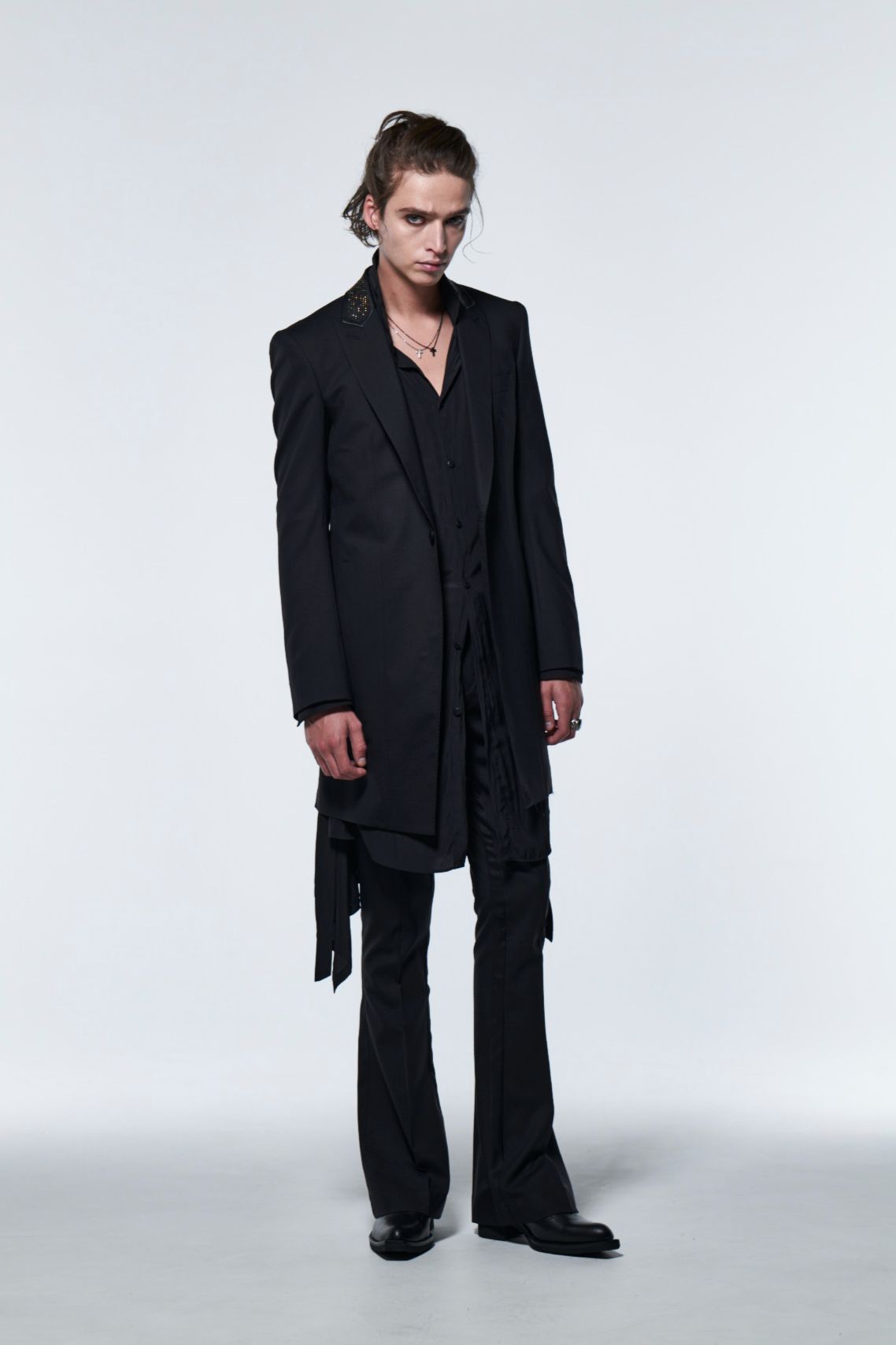 《予約品》 StandCollarFlareShirt / ブラック 【kiryuyrik】 2023 3月入荷予定