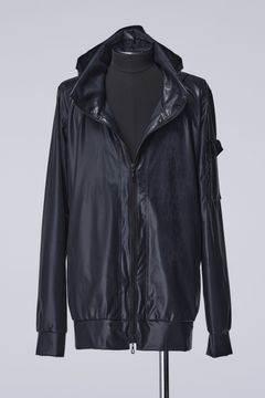 《予約》 Cross Dot Wet Print Stand Collar Zip Blouson  / ブラック 【THE ONENESS】 11月入荷予定