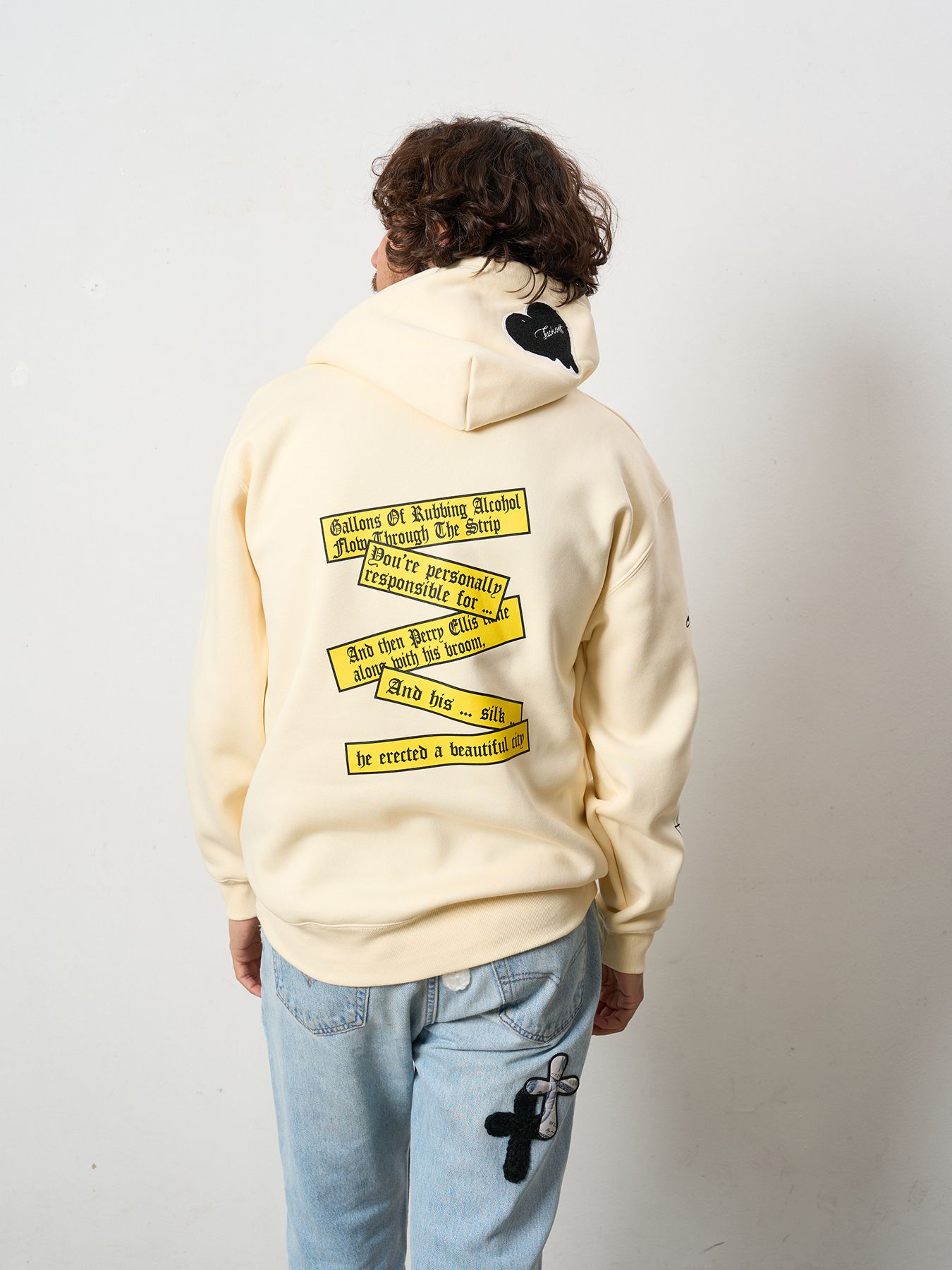 【予約品 5月8日(木) AM10時 締切】 TC裏毛起毛 リリックリボン&MUSICプリントハートサガラパッチワーク プルオーバー パーカー / ナチュラルベージュ