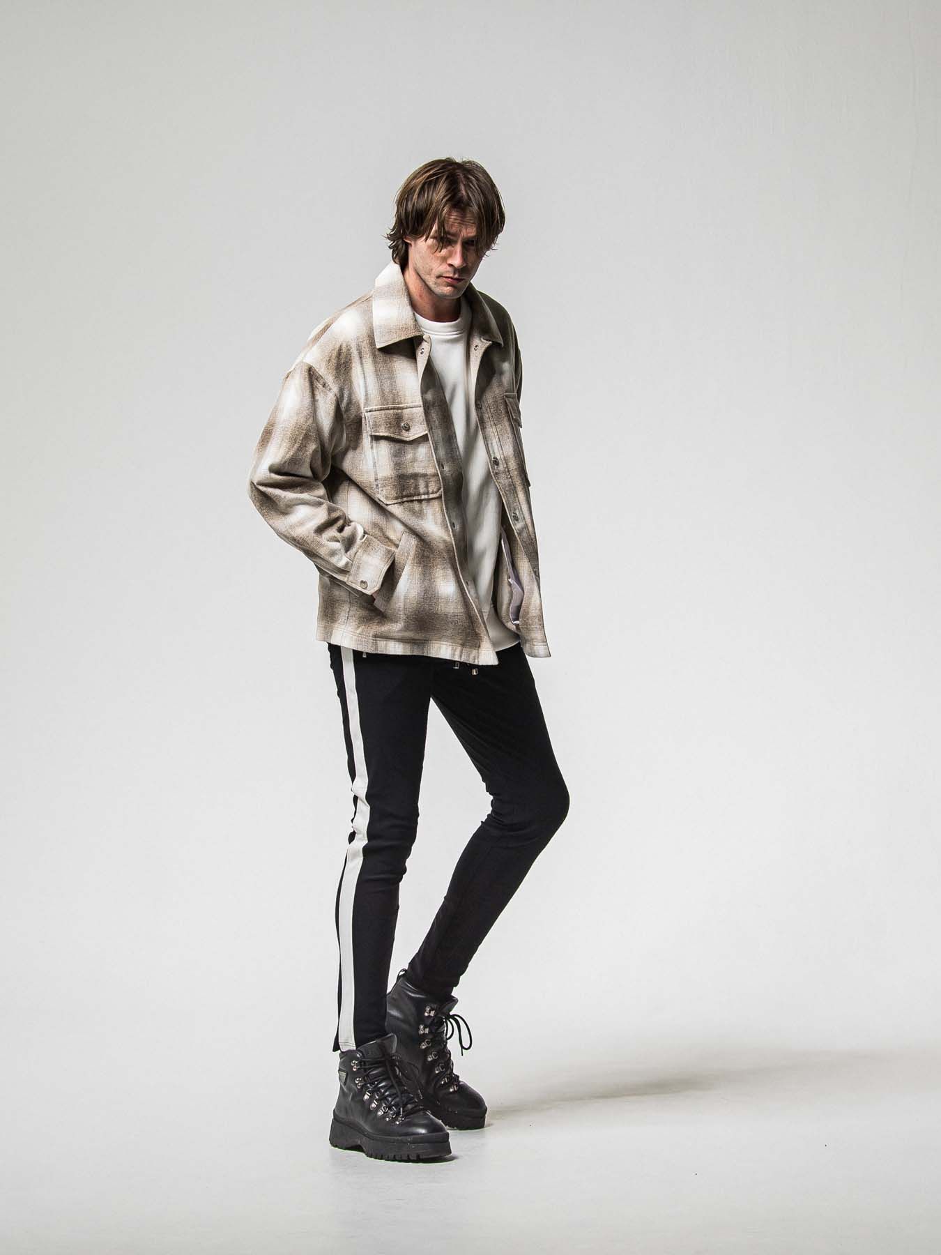 【予約品 8月31日(日) 締切】LEATHER LINE TRACK / レザーライン トラックパンツ / ブラック×ホワイト