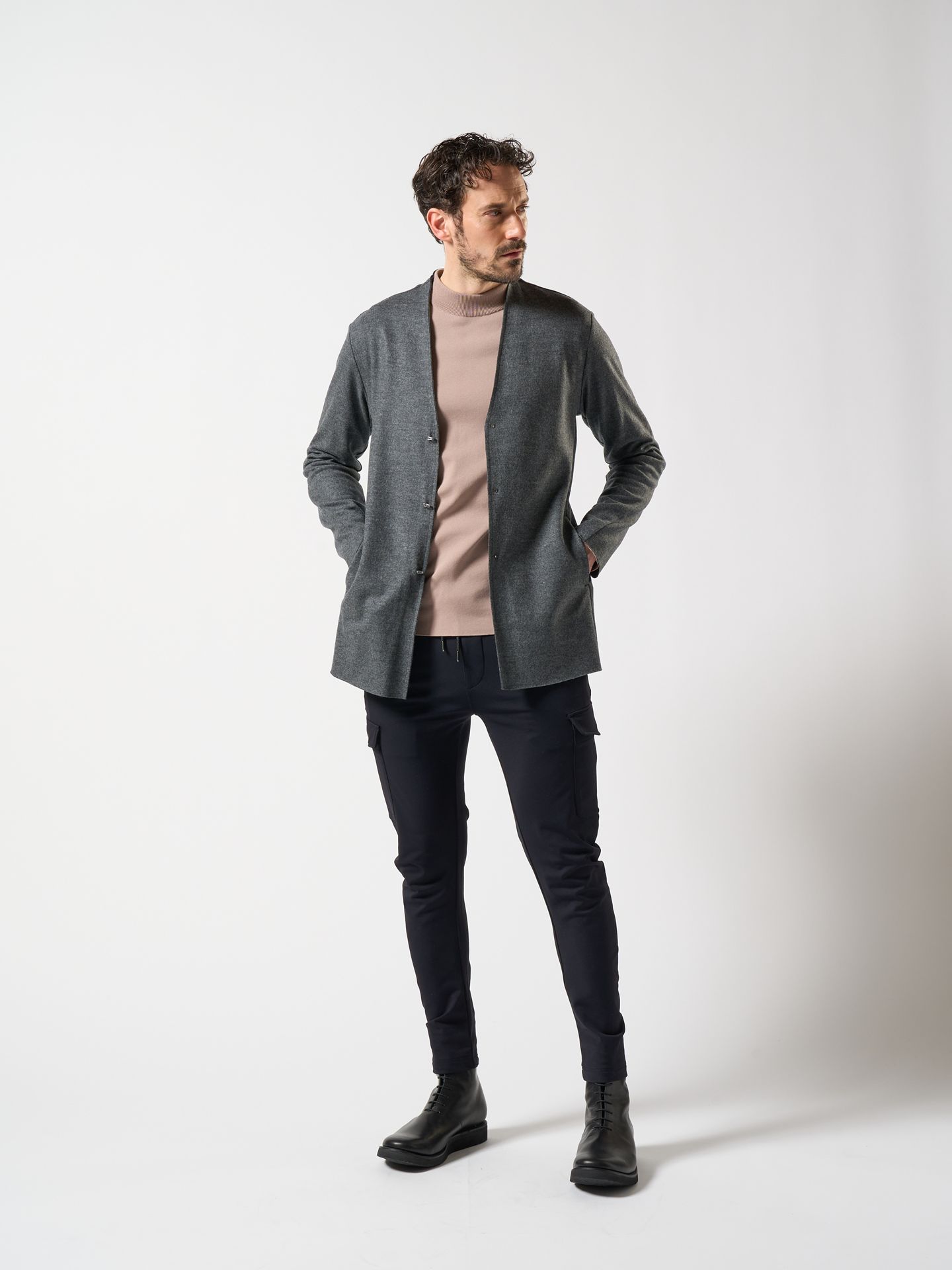 【予約品】 2-ply hook cardigan / ミドルカーディガン / チャコール