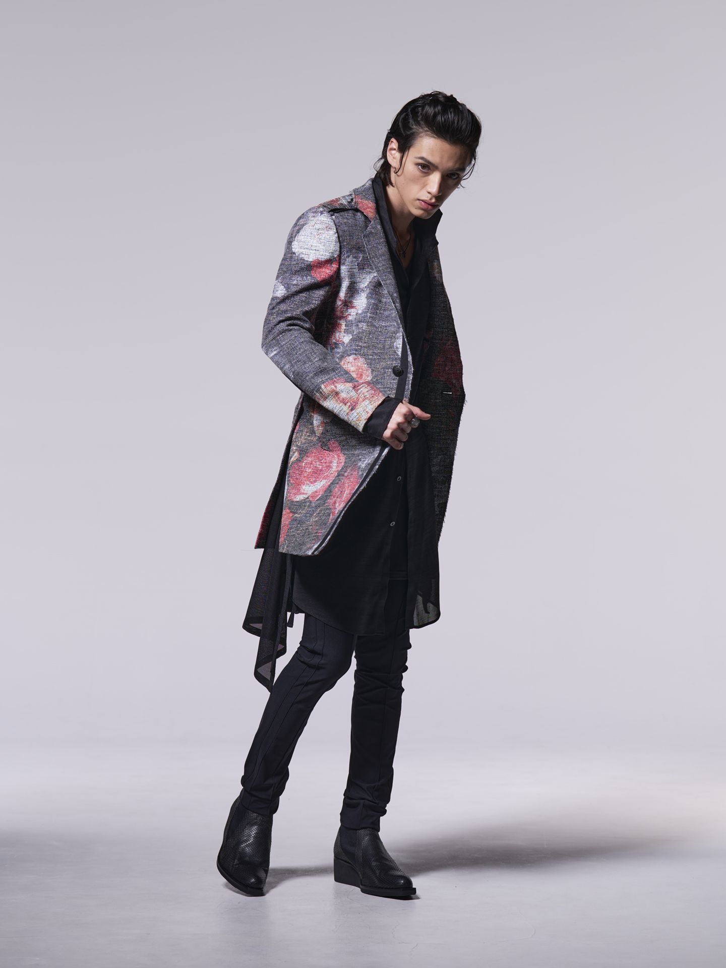 《予約品》 TrimmingLongJacket / ロングジャケット / フローラ