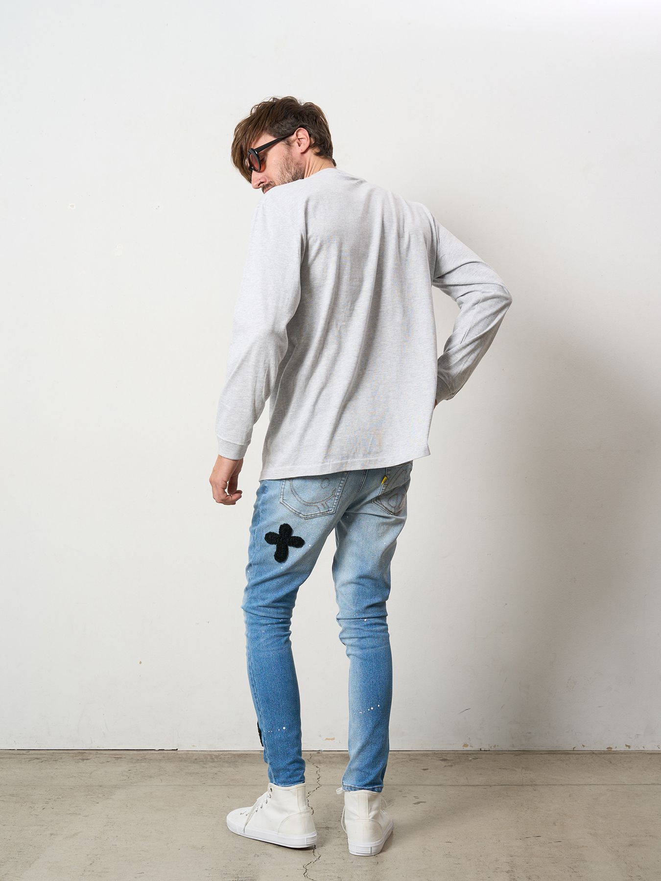 【予約品 5月8日(木) AM10時 締切】 5.6ozコットン天竺JUST WANNA HAVE FUNSシークイン LS Tシャツ / アッシュ