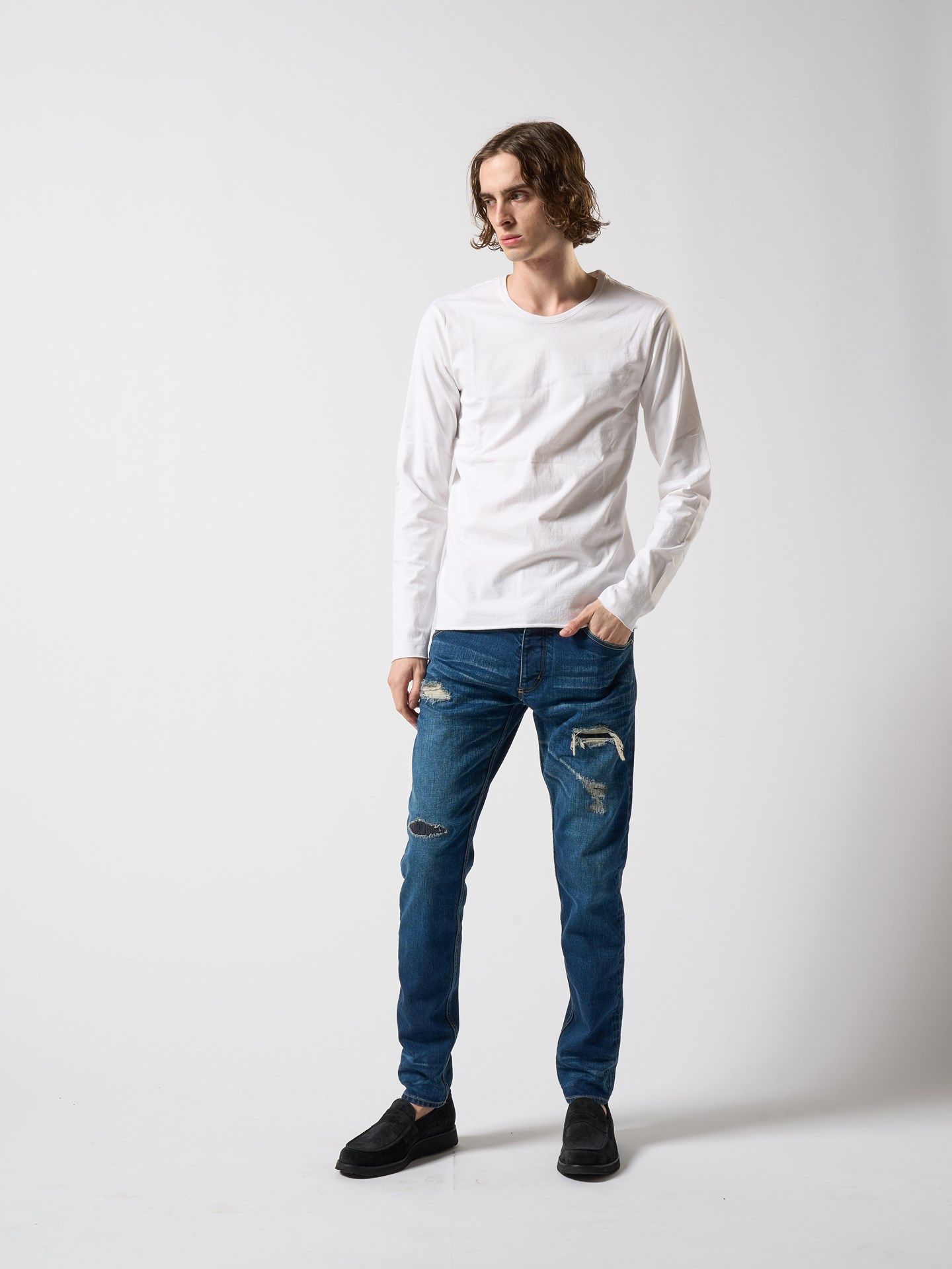 【予約品】 cut-off crew-neck L/S / クルーネックTシャツ / ホワイト