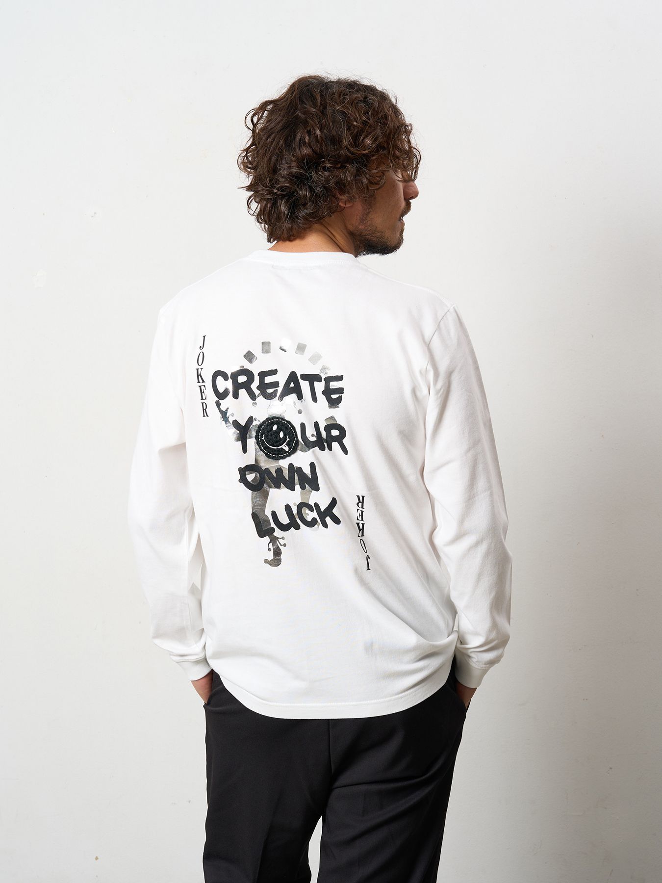 【予約品 5月8日(木) AM10時 締切】 5.6ozコットン天竺 CREATE YOUR OWN LUCK&マルチパッチワーク LS Tシャツ / ホワイト