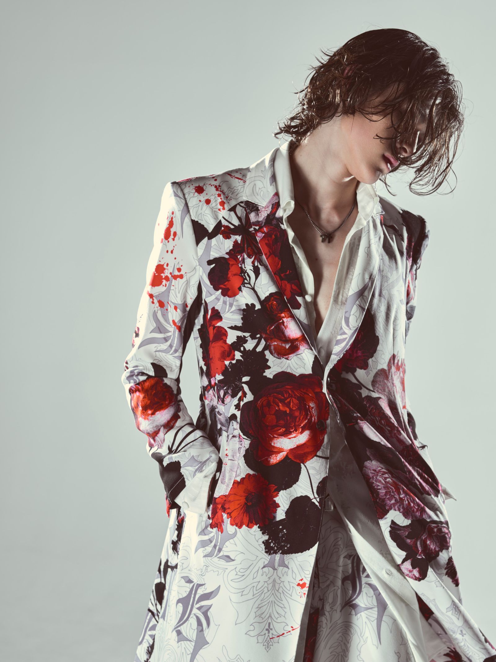 【予約品 6月29日(月) 締切】Goth Flora Suede Satin Flare Jacket / フレアジャケット / ホワイト