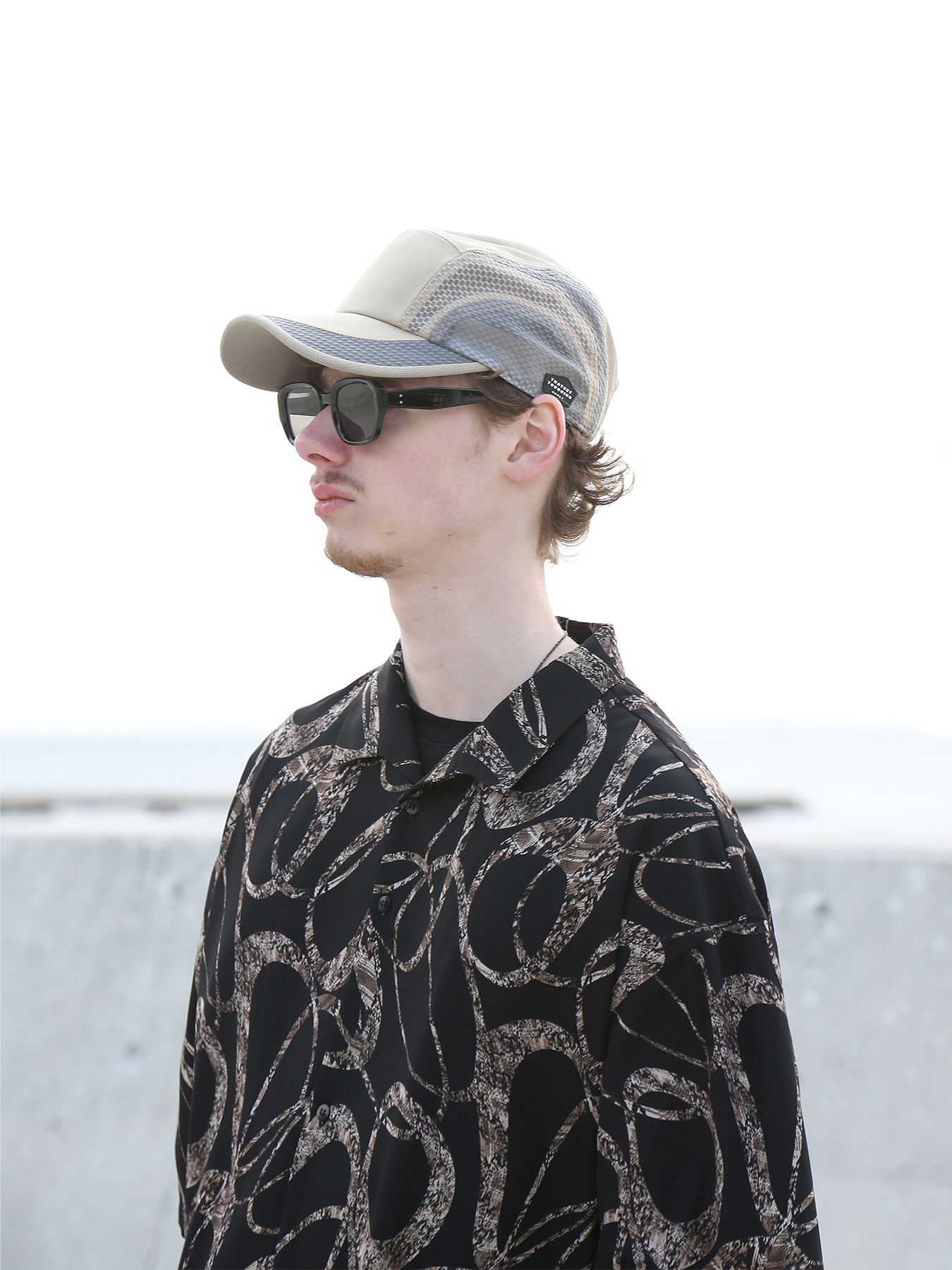 ORBIT SHIRTS / ループ柄シャツ / ブラック【QUOLT】