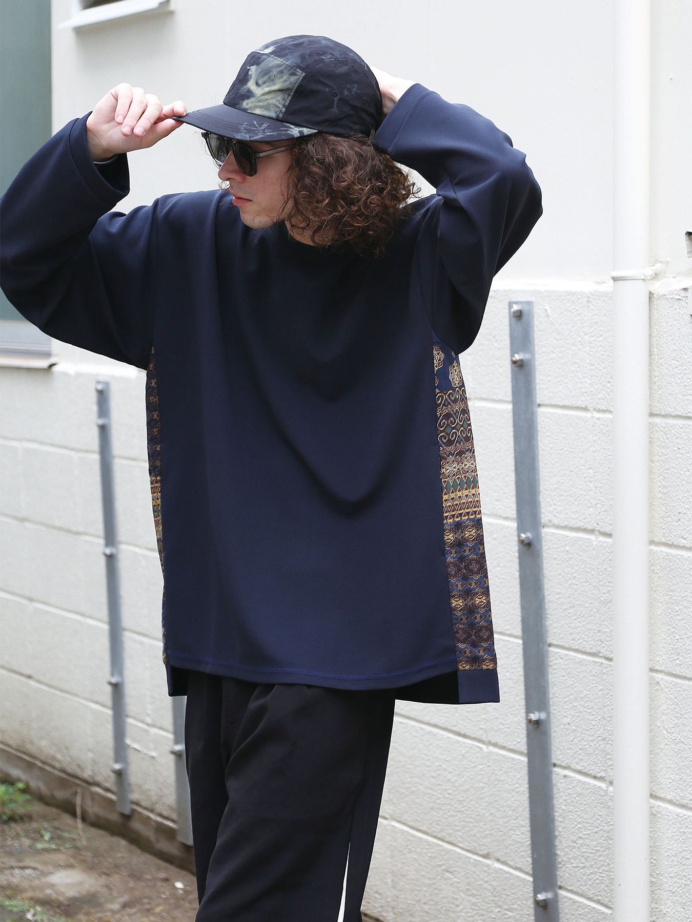 NOMAD CUTSEW / ネイビー【QUOLT】
