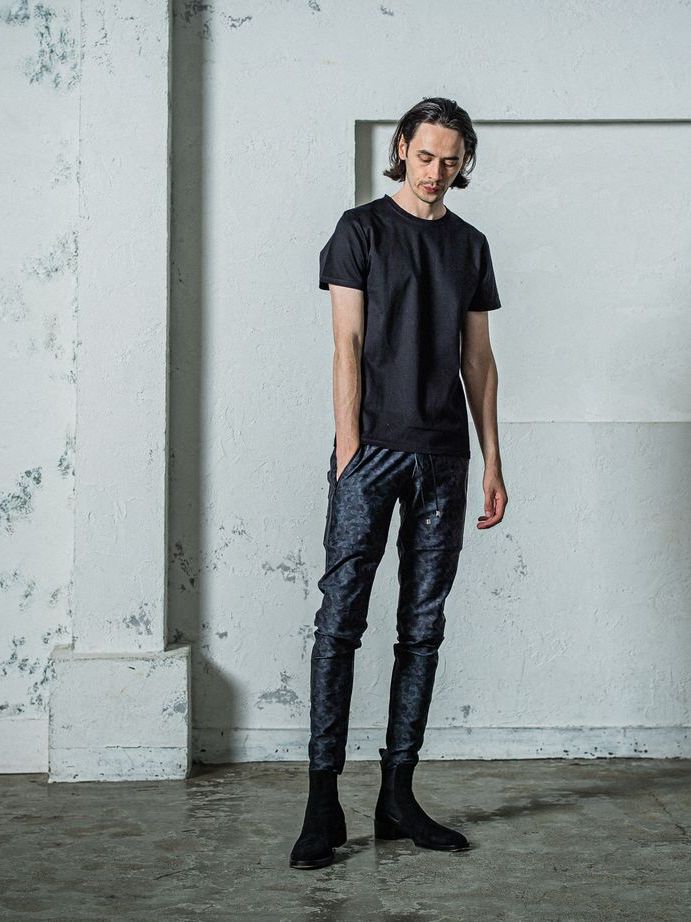《予約11月17日19時締め》 Finest BASIC T / Tシャツ / ブラック