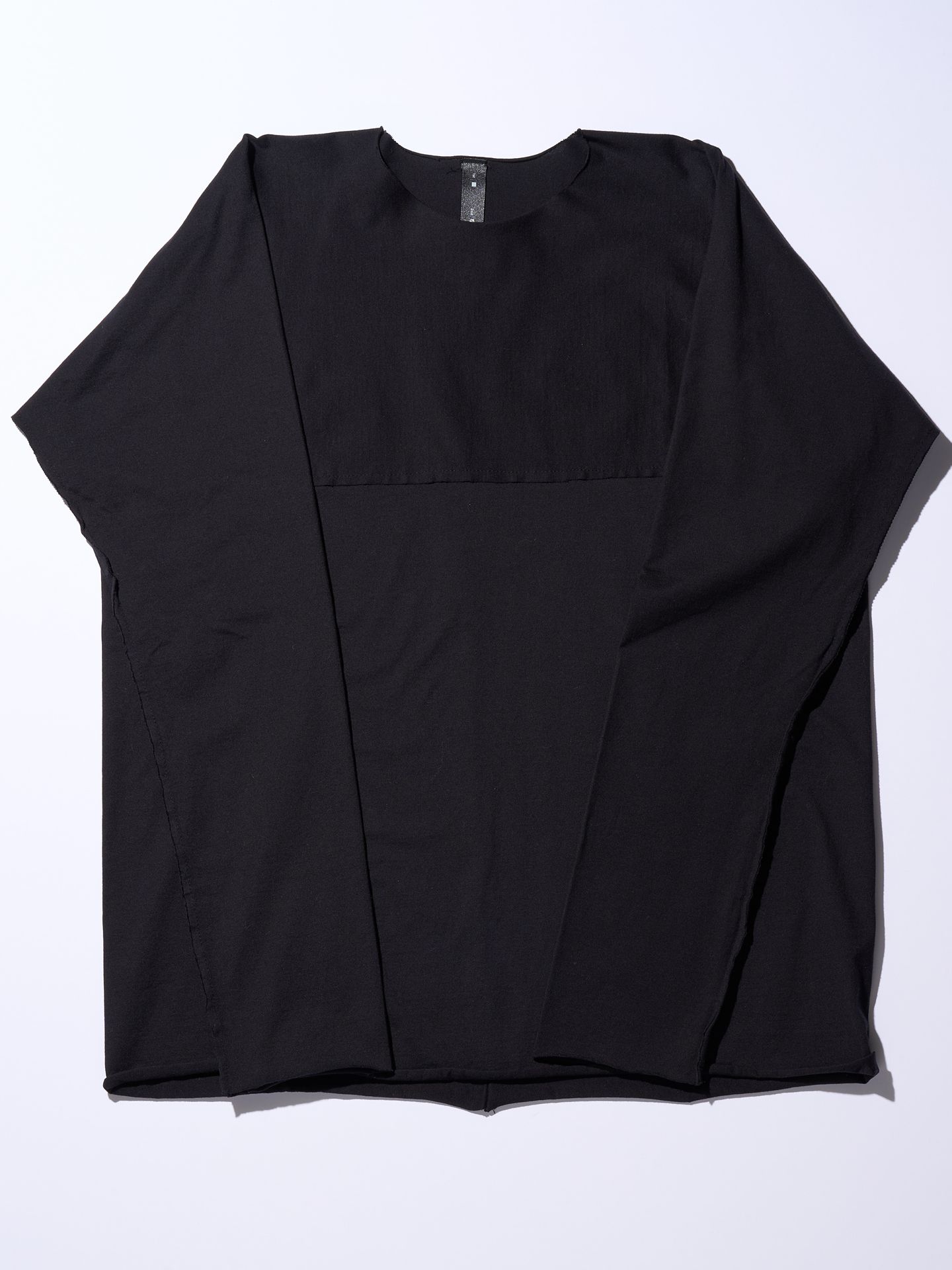【予約品】 minimalism cut&sewn / Tシャツ / ブラック